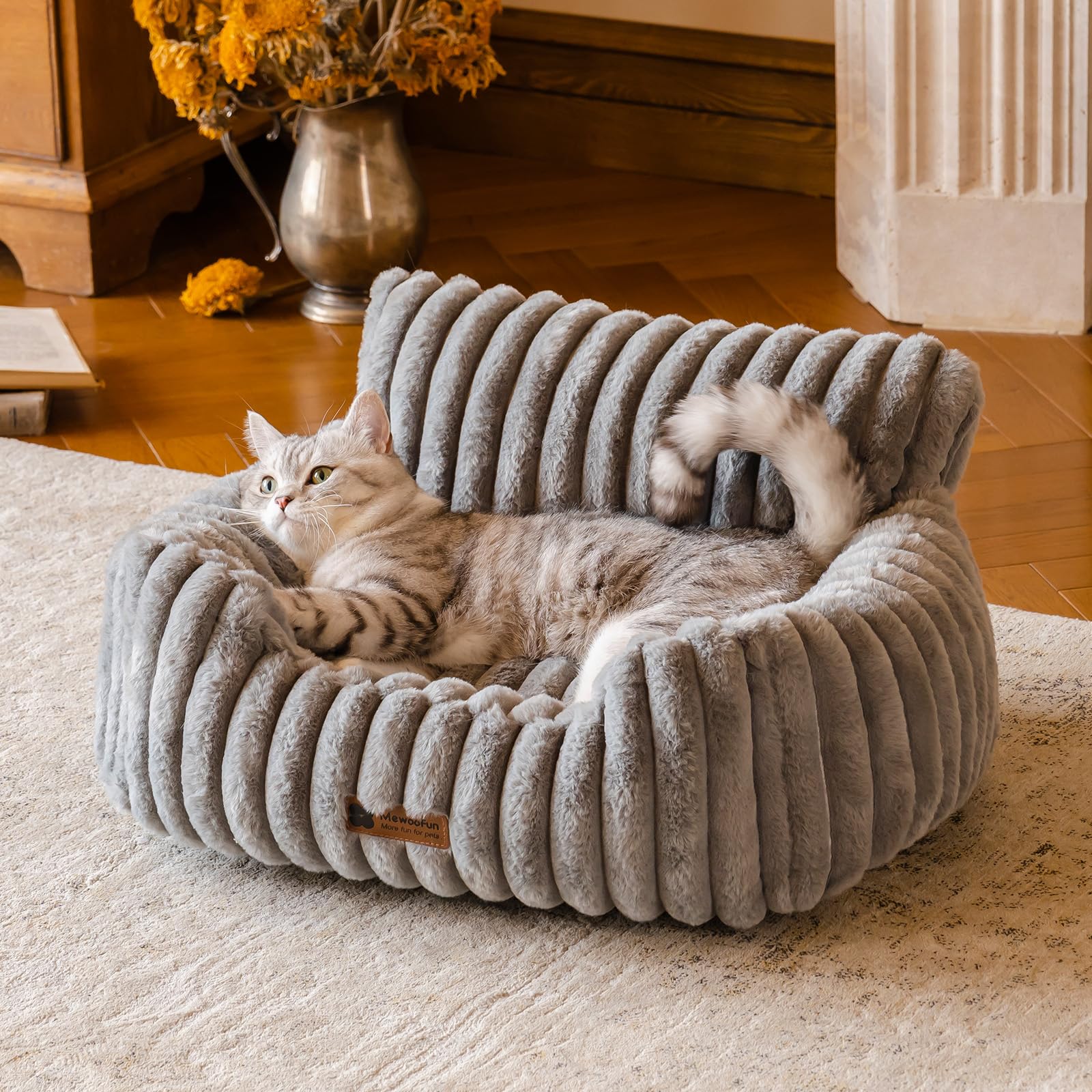 MEWOOFUN Hundesofabett - Katzenbetten für Hauskatzen Weich und Flauschig, Katzensofabett Kleines Hundebett für Hunde und Katzen, Beruhigendes Hundebett (Grau, 61x48x30cm)
