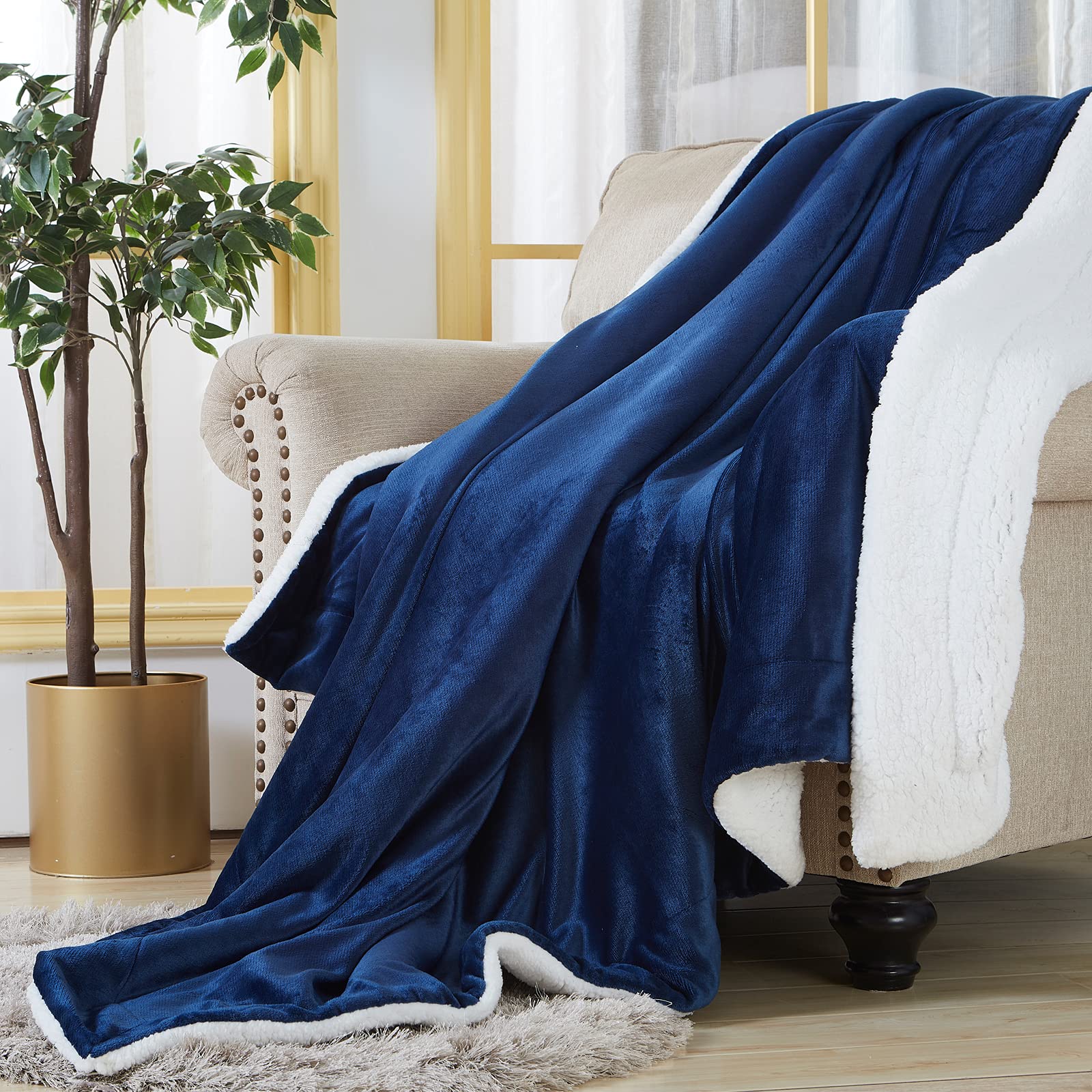 SOCHOW Sherpa Decke Marine Blau zweiseitige Wohndecken Kuscheldecken, extra Dicke warm Sofadecke/Couchdecke aus Sherpa, 220 x 240 cm super flausch Fleecedecke als Sofaüberwurf oder Wohnzimmerdecke