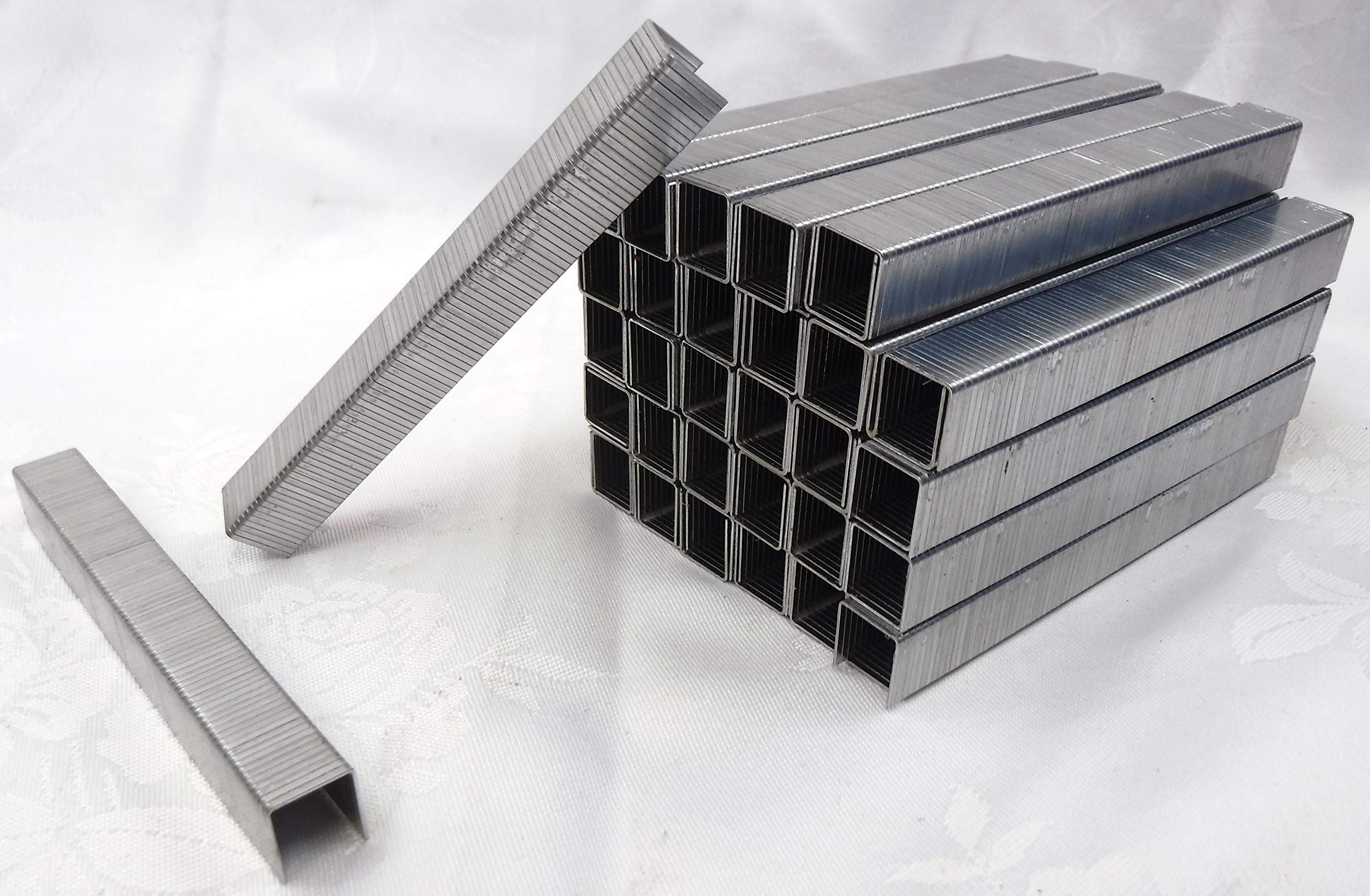 Rapid Grapas Super Strong 73/12 galvanizadas. Recibirás 1 paquete. Contenido del paquete: 5000 unidades