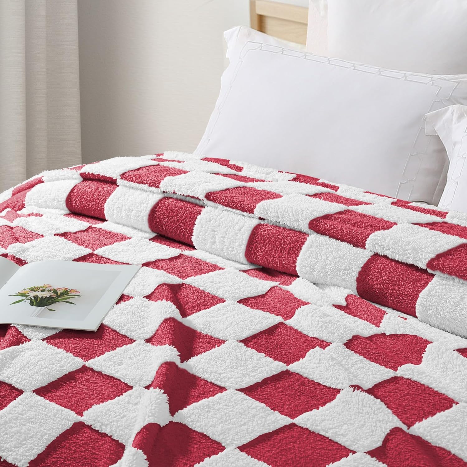 Exclusivo Mezcla Checkered Throw Blanket, Super Soft and Warm Fluffy Fleece Blanket for Couch, Sofa, Bed, Cute Plaid Pattern, Red, 50" x 60" - Image 3