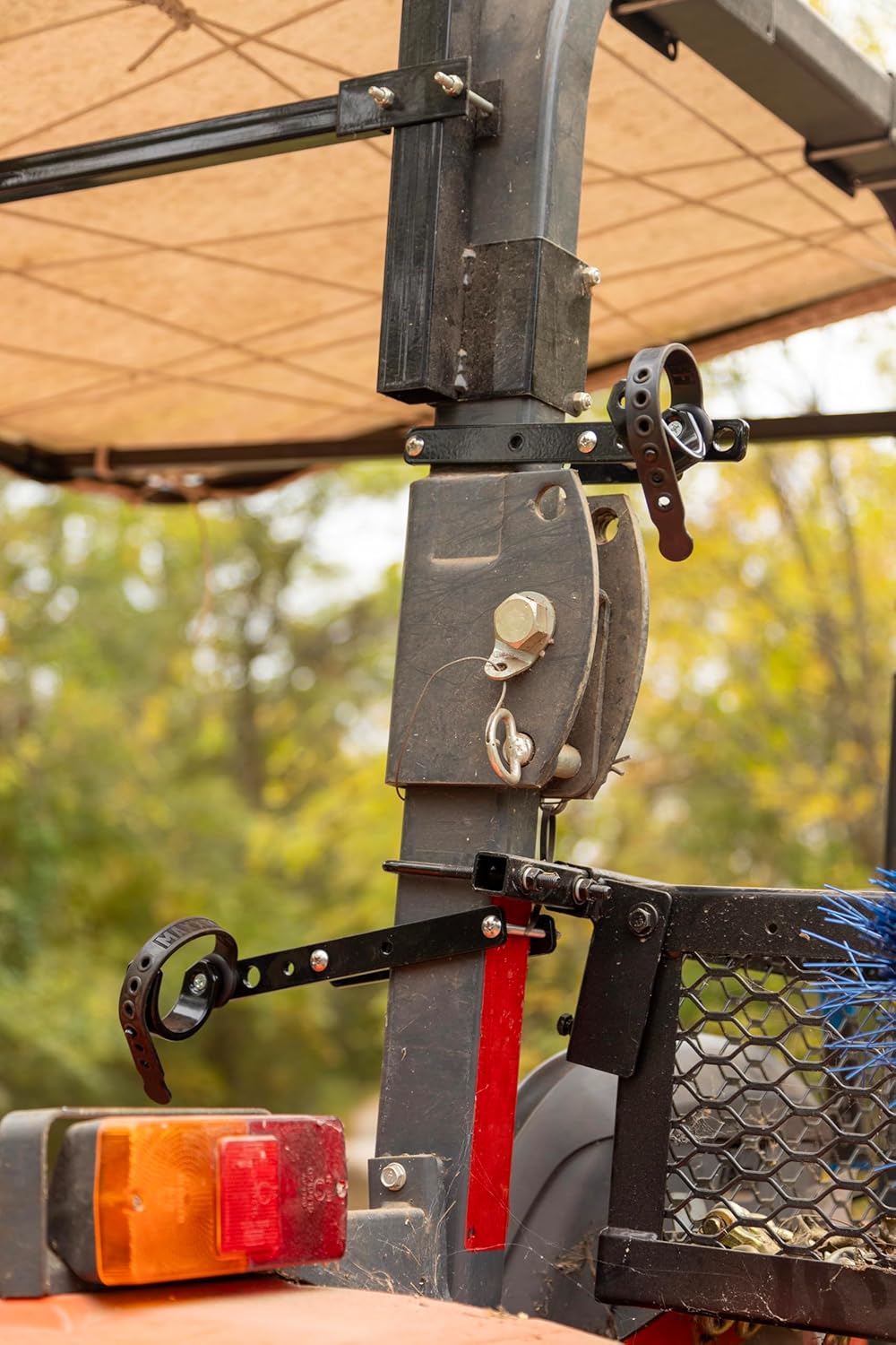 MAXXTUFF Heavy-Duty ROPS Gun Holder, Model MTF104