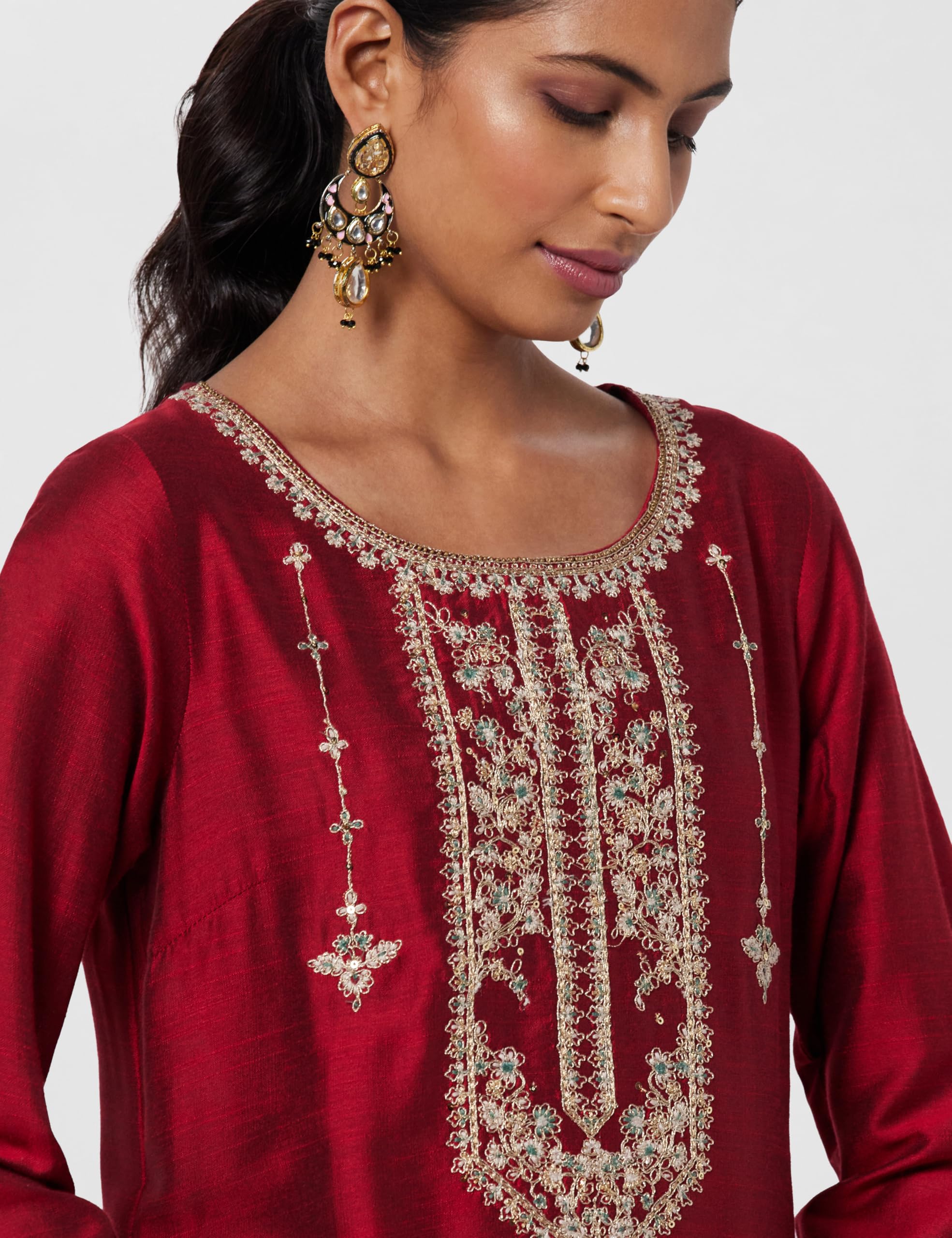 W Burgunderrote solide Spiegelarbeit reine Baumwolle gerade Kurta für Damen