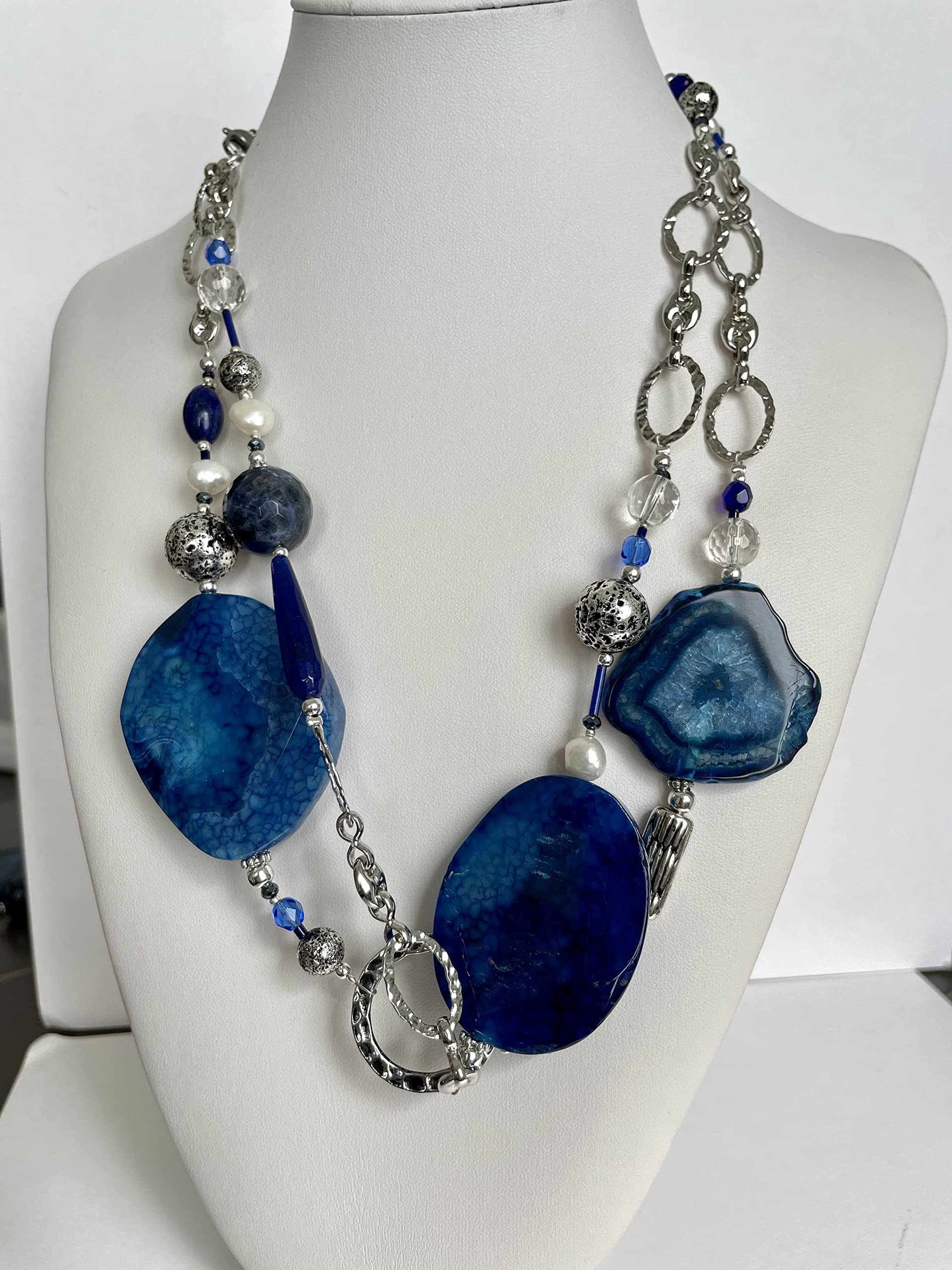Collana Blu lunga in Pietre dure "NOTTE DI VELLUTO"