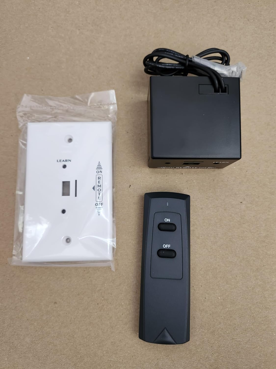 Superior - Astria - Lennox - IHP F2236 RCKIT4001 On/Off Remote and Receiver - Kit, Black