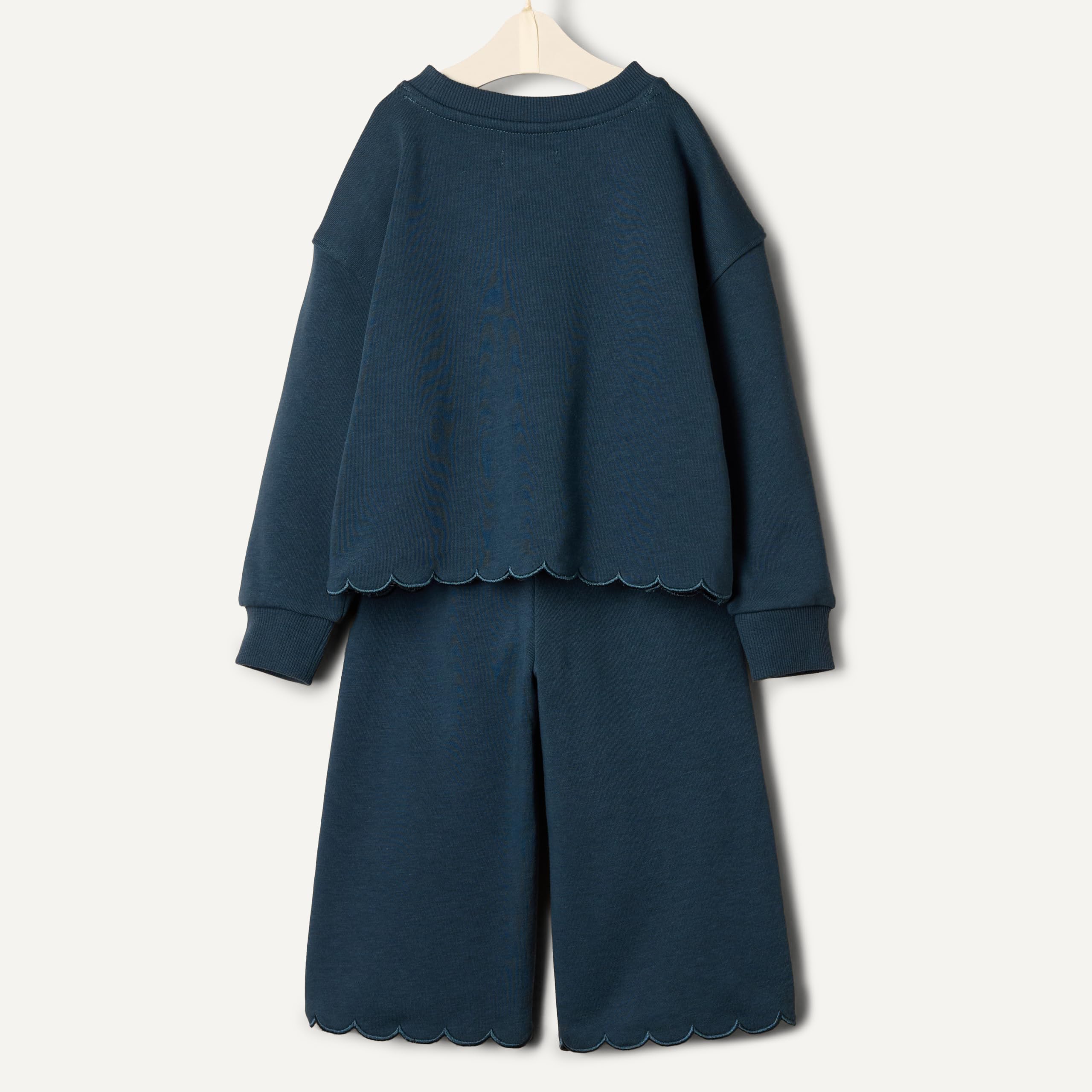 Amazon Essentials x Sofia Grainge Toddlers and Baby Girls' French Terry Trouser and Top Set — view 5