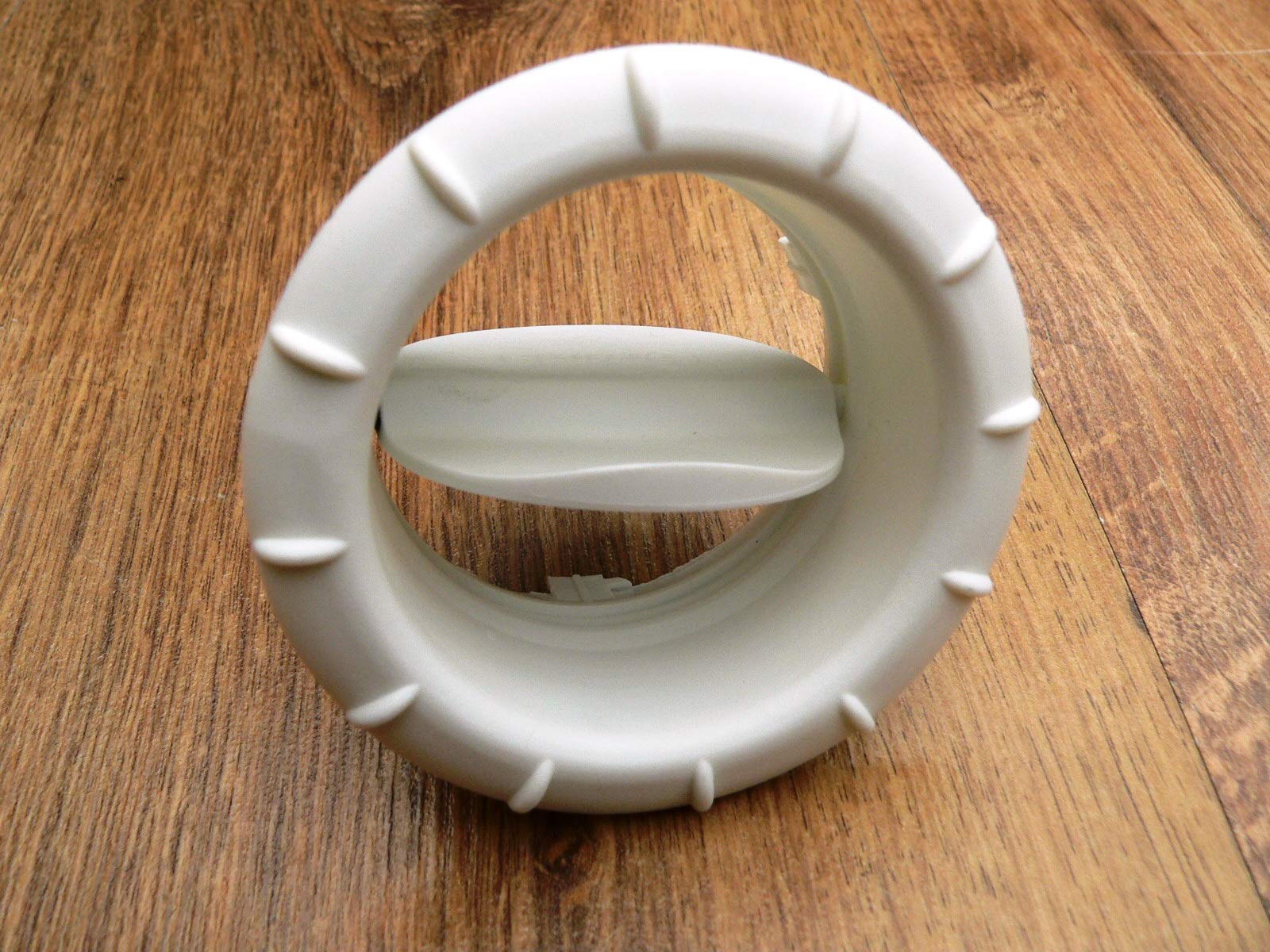 White truma air flow outlet vent with adjustable throttle for 65mm pipe