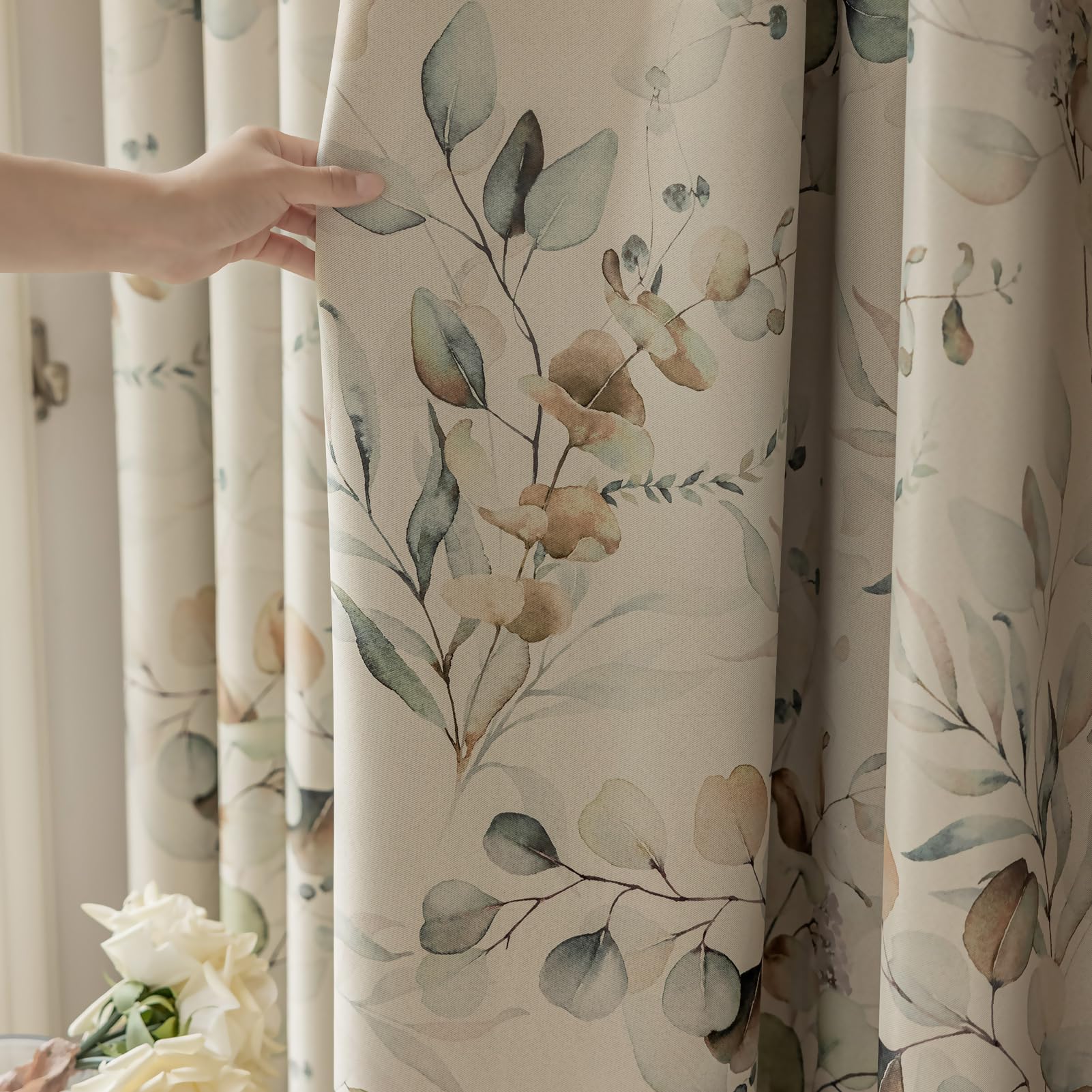 SUOUO Braune Verdunkelungsvorhänge mit Blumenmuster für Schlafzimmer, Gemustert, grünes Blatt, H 225 x B 140 cm, 2er-Set, Raumverdunkelung, Fenstervorhänge für Wohnzimmer
