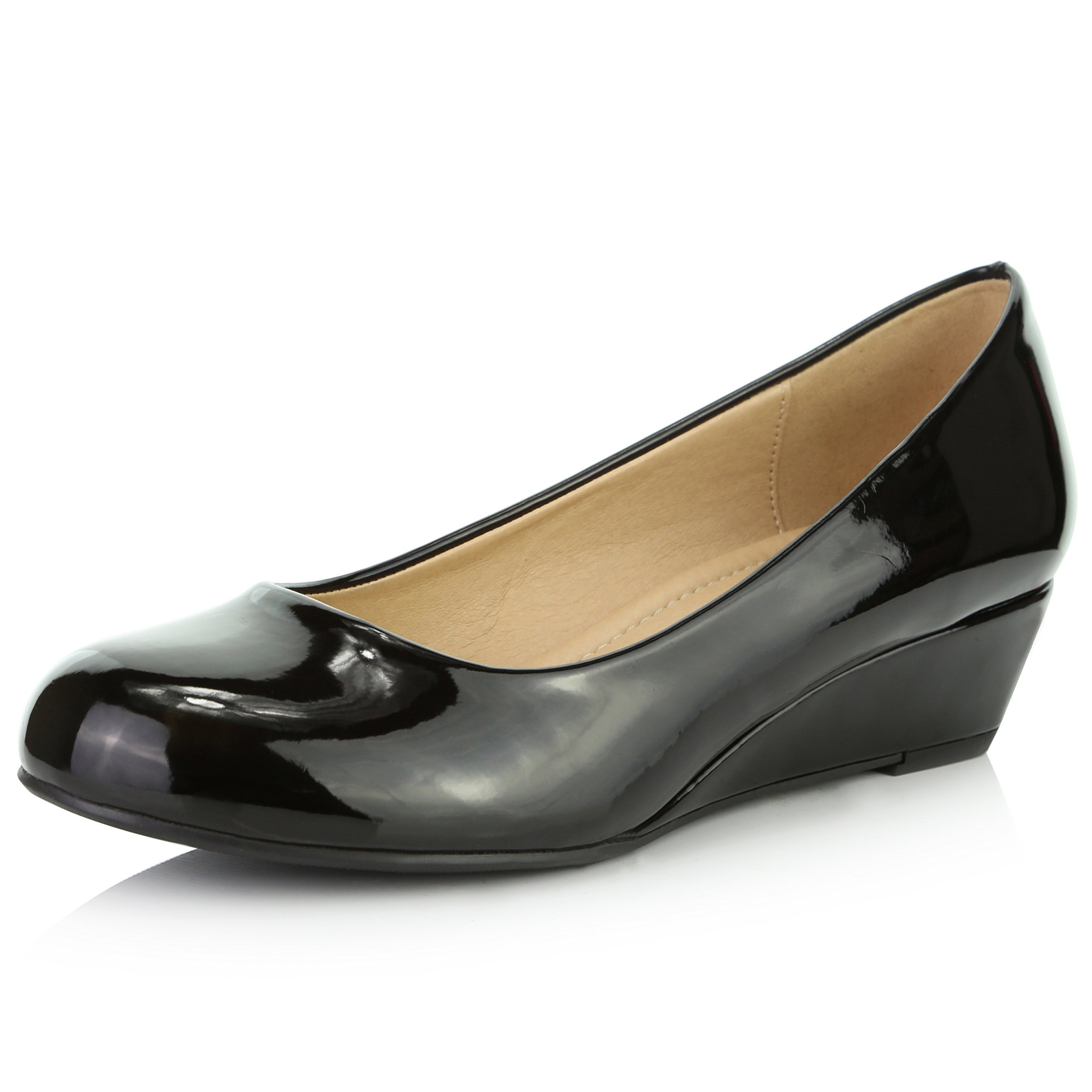 round toe wedge pumps