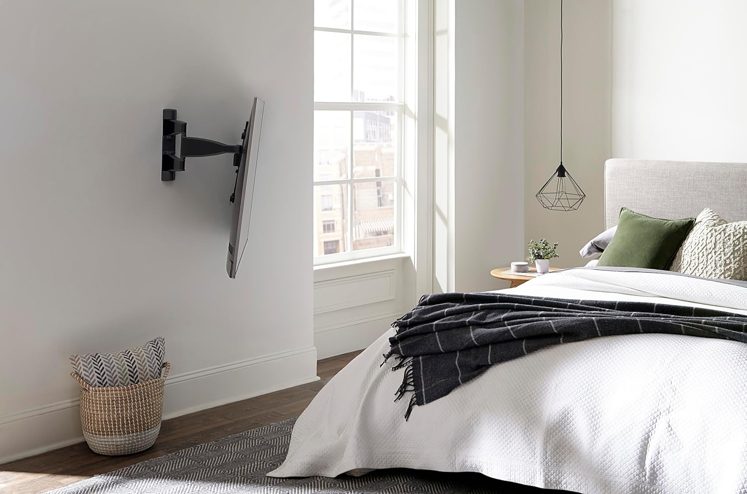 Sanus Vmf720 (B2) Slim Full Motion Swivel TV Bracket (32-55")