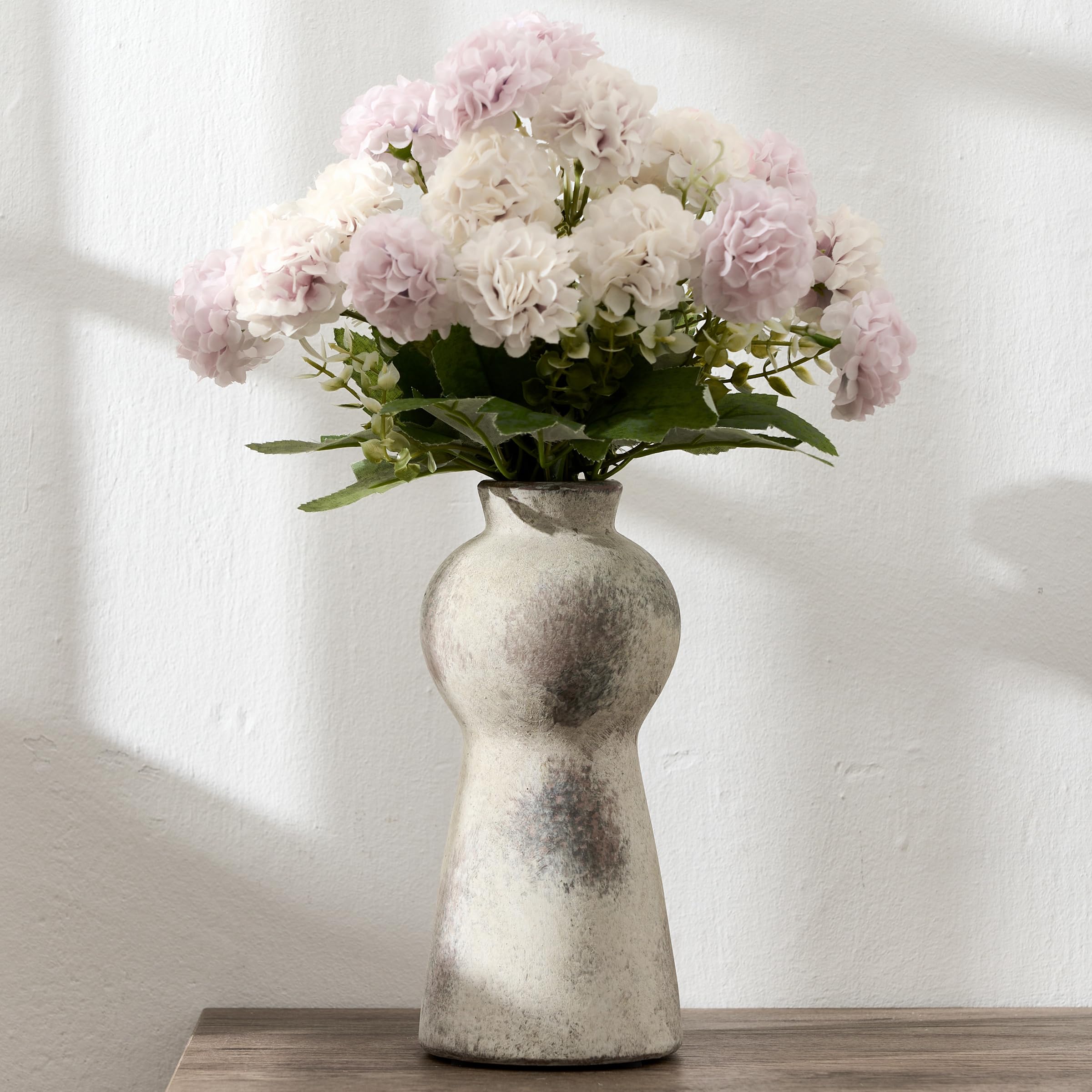 Ceramic Rustic Flower Vase, 7.87 Inch Cute Boho for Home Decor, Modern Farmhouse Terracotta Vase for Living Room, Table, Shelf, Mantel Decoration, Farmhouse-Natural Brown