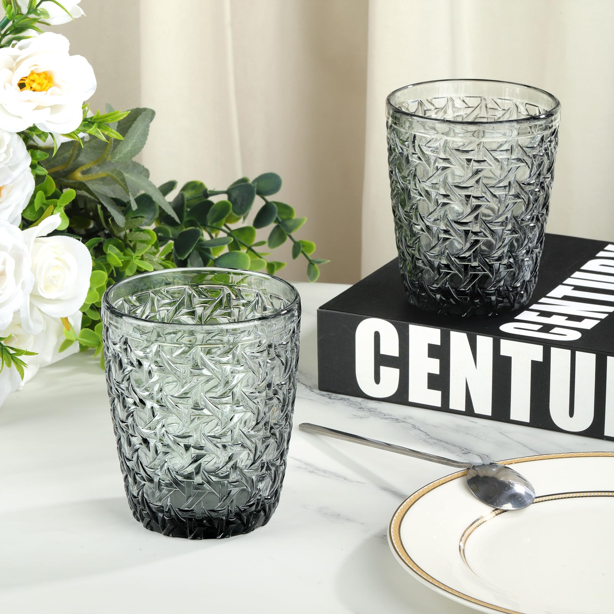 Joeyan Gris Verre a Eau,Empilable Verres à Boire Gobelet Vintage en Relief Fleur,pour Jus Boissons Bière Cocktail,300 ML,Lot de 6,Sécurité au Lave Vaisselle