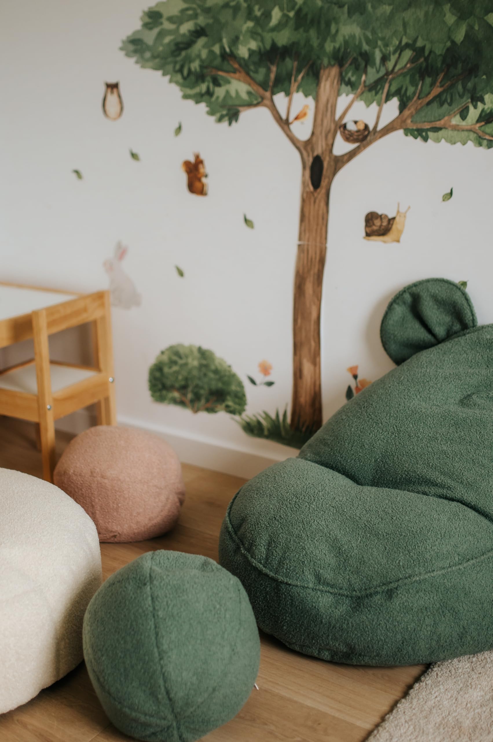 Gutekissen® Kinder Sitzsack „Miki” z usszami – Wygodny, dywan stolarski Montessori do pokoju dziecięcego (szary, 68/68/50 z usszami)