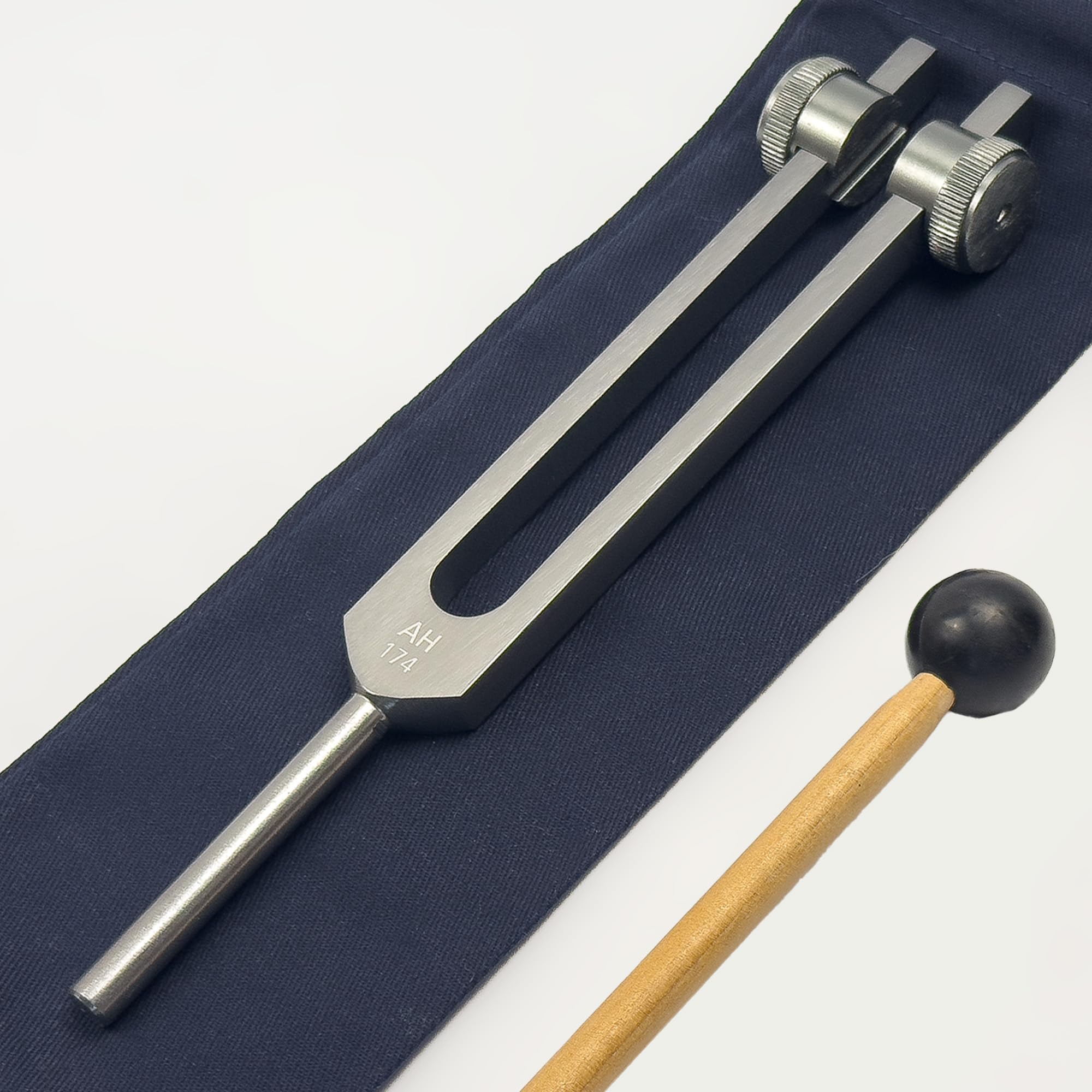 Diapason Solfeggio da 174 Hz con borsa per il trasporto e percussore, strumenti di guarigione del suono per la guarigione energetica e la terapia a biocampo, grigio terra