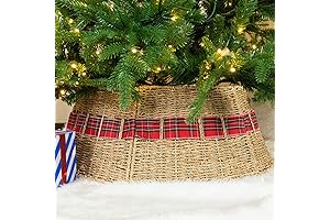 Rocinha Rattan Christmas Tree Collar: Rustic Charm for Your Holiday Decor