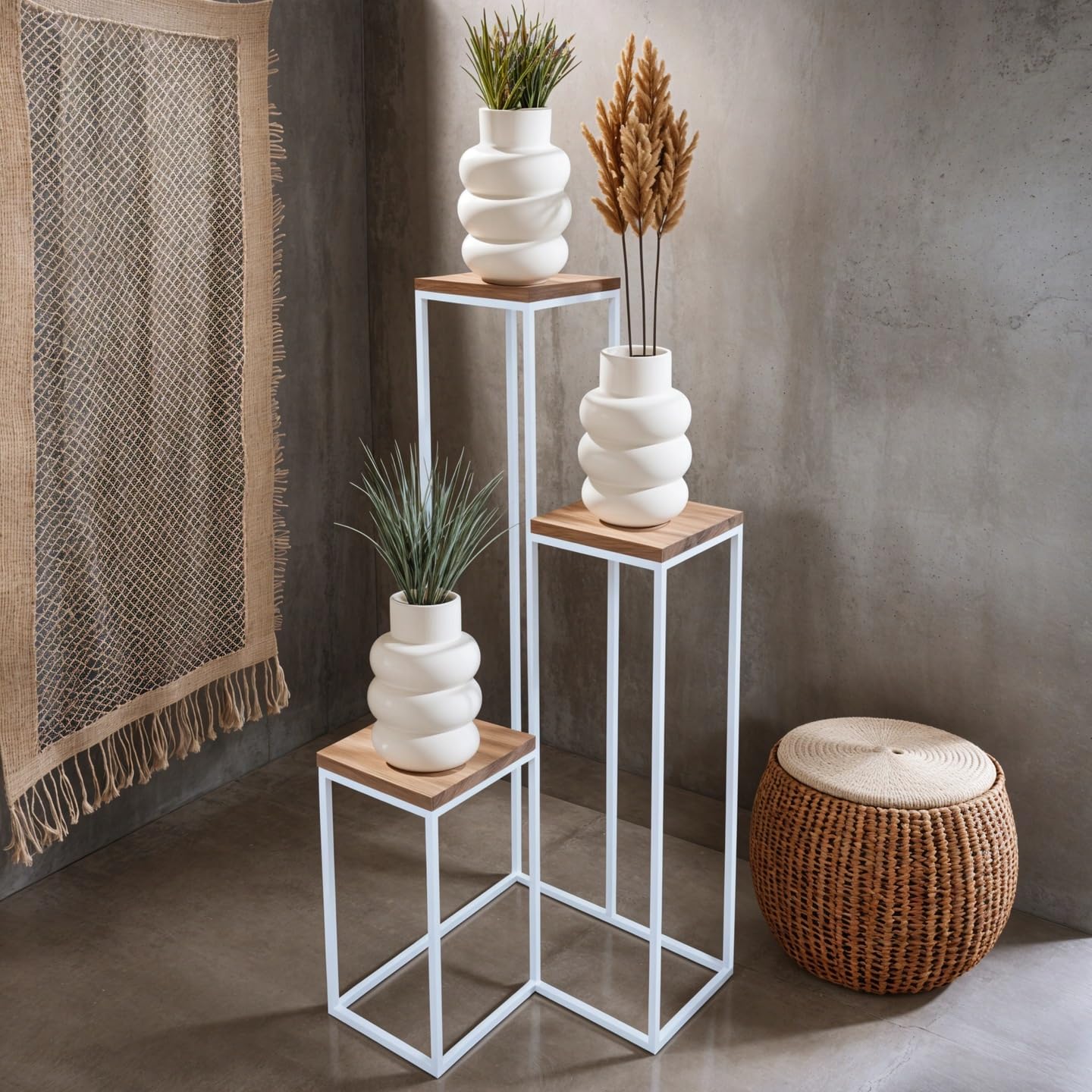 Stojak na rośliny Elle - Kwietnik 3 poziomy - 40 cm 40 cm 97 cm - kolor 40x40x97cm - kolor Biały - do kwiatów w pomieszczeniach - metalowa półka - stojak na kwiaty