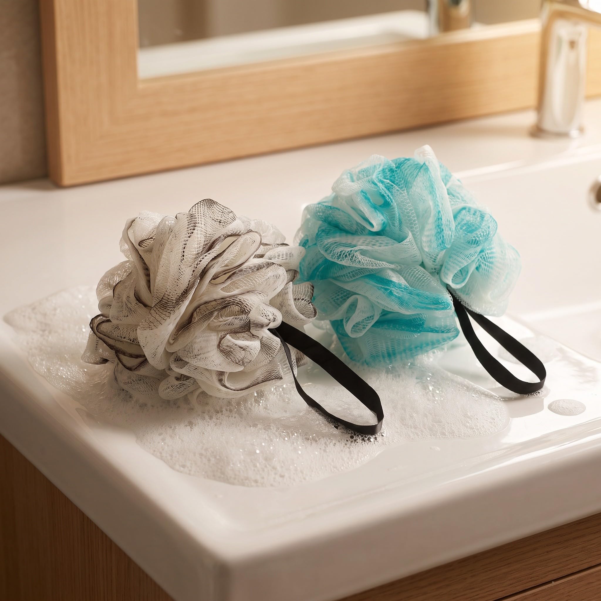 SOLUSTRE 16 szt. 50 g siatkowych piłek peelingujących pod prysznic, kulek | Peelingujące kule prysznicowe do mycia ciała, miękka siatkowa kula do kąpieli z pętelką do zawieszania w wannie i pod