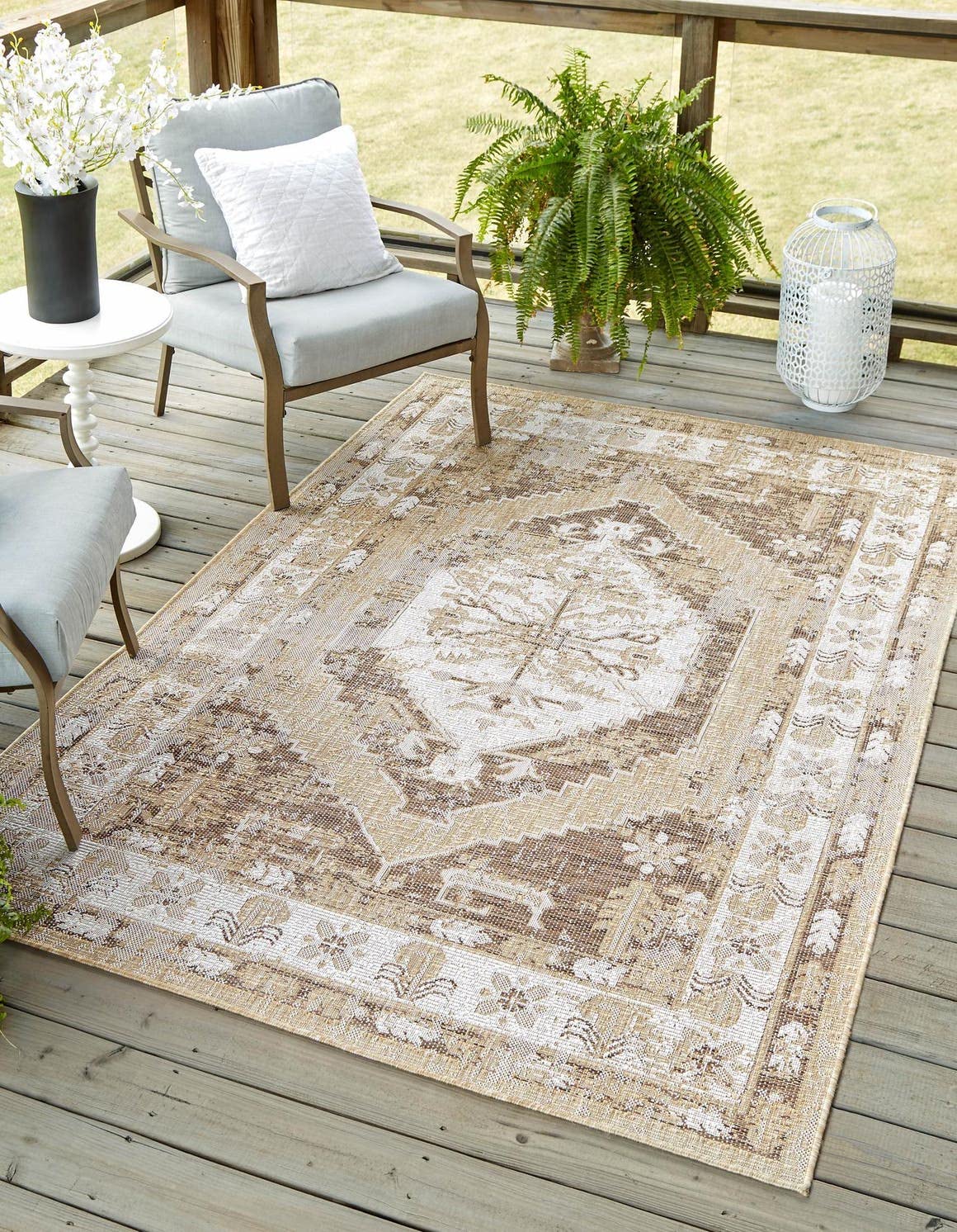 Unique Loom Outdoor Traditional Collection Area Rug - Valeria (9' x 12' 2" Rectangle, Natural/ Ivory)