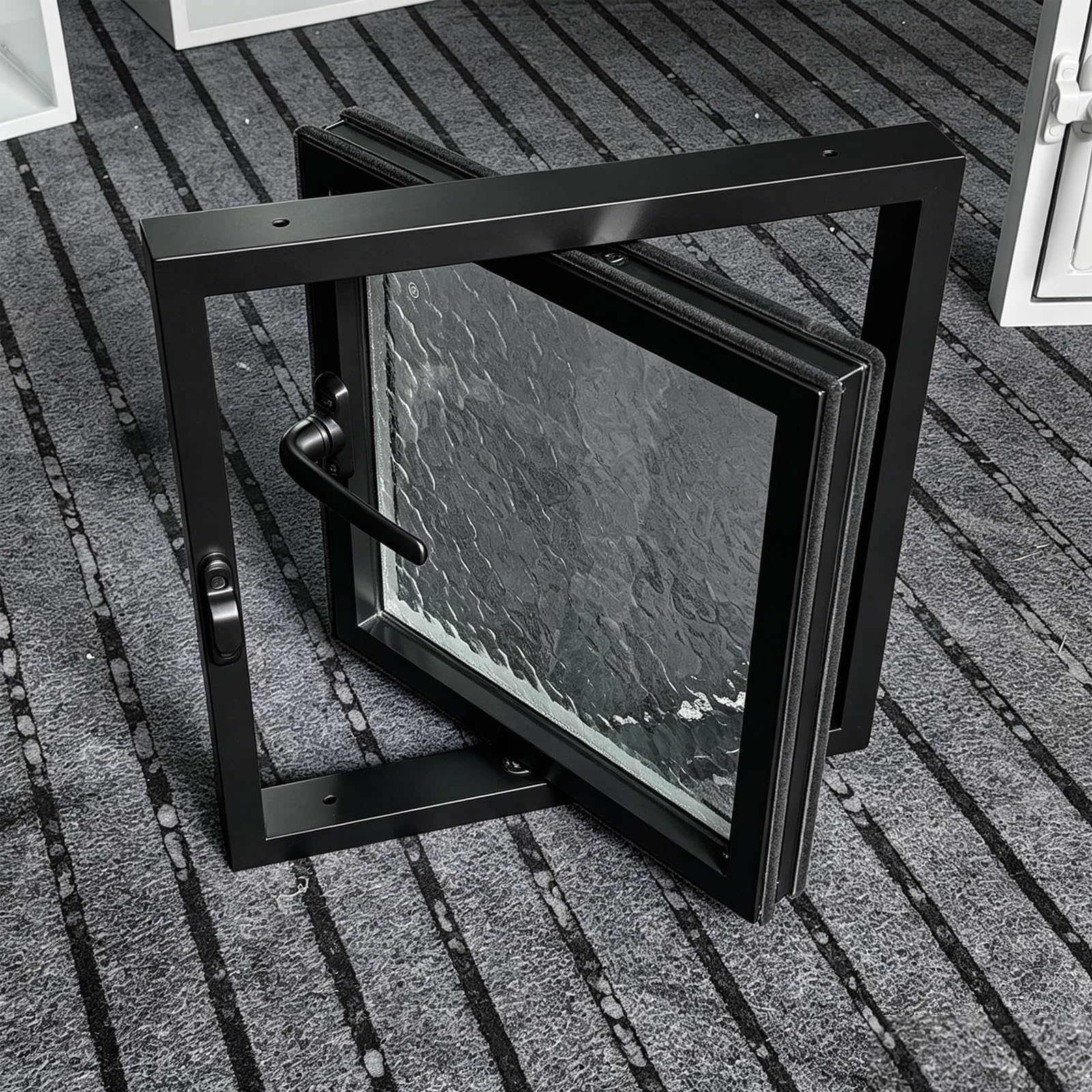 Ventana pequeña giratoria con ventilación moderna y cristal templado para cobertizo