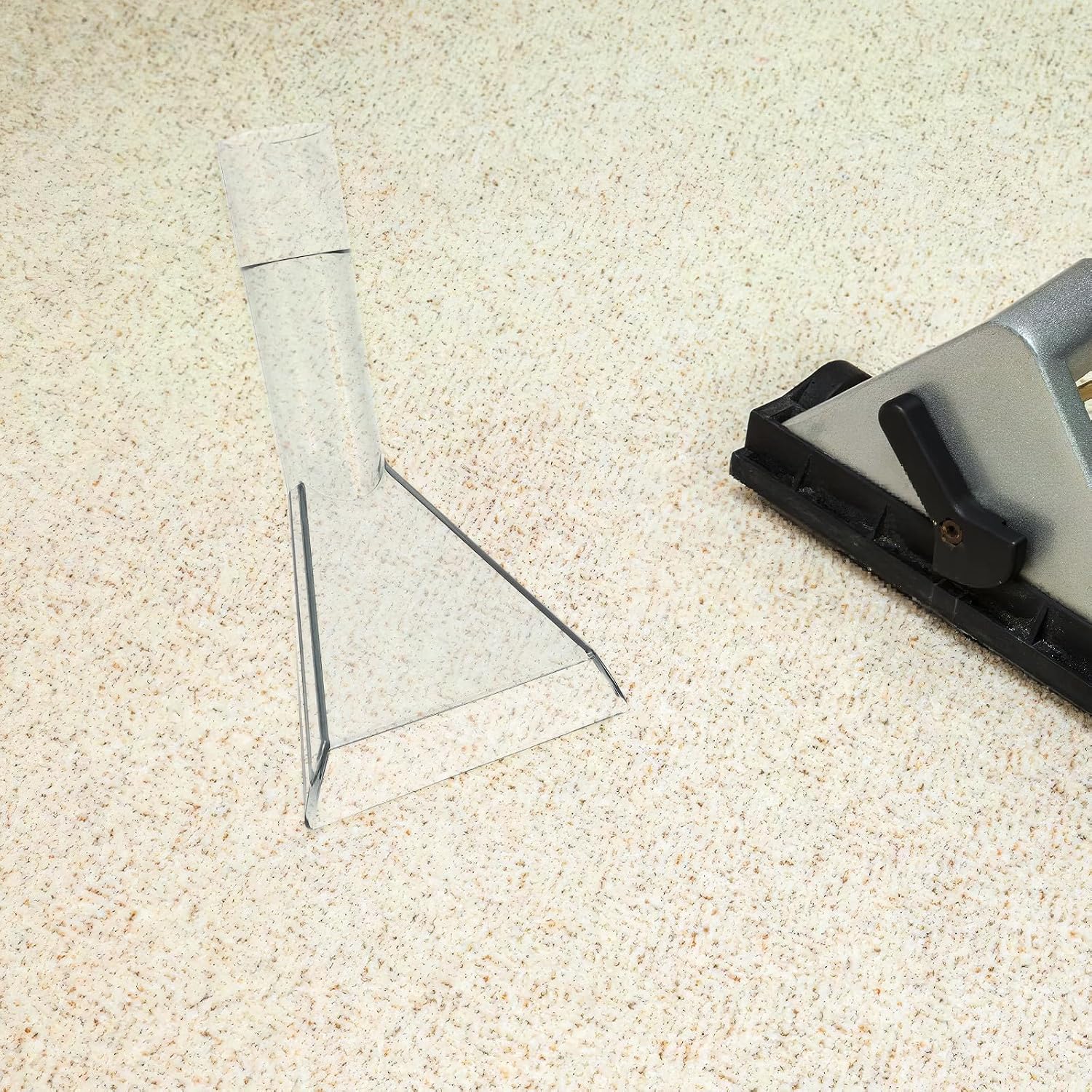 Universal Wet Vacuum Nozzle for Carpet and Upholstery Cleaning