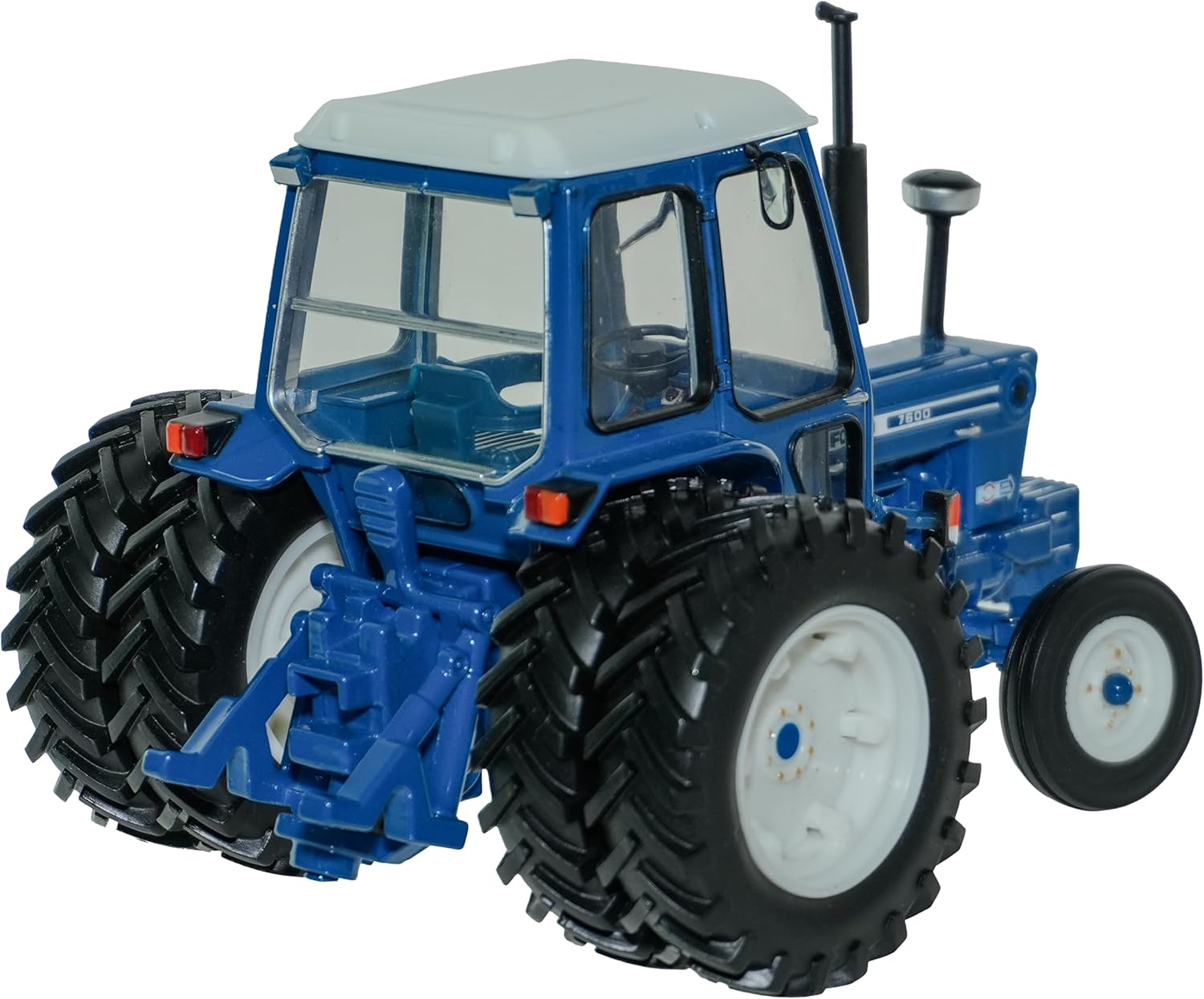 ERTL Britains 1/32 Ford 7600 2WD with Cab Tractor & Rear Dual Wheels 44371