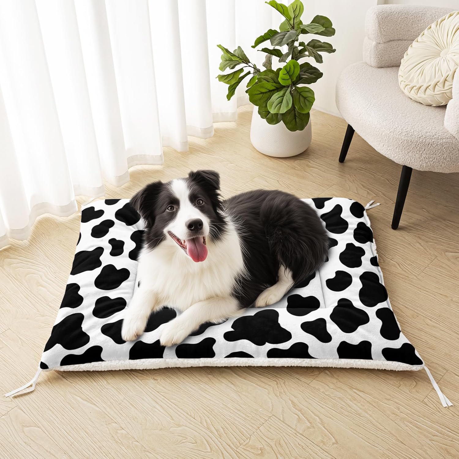 Cow Print Dog Bed Crate Pad, Machine Washable, Cute Rectangle Dog Crate Bed for Kennel, Warming Soft Calming Sleeping Puppy Pet Pad, Kennel Pad for Dogs Cozy Sleeping Mat 42"x32", Black White