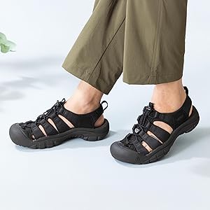 靴 KEEN NEWPORT H2 TRIPLE BLACK 28cm Amazon.com | KEEN mens Newport H2 Closed Toe Water Sandals, Black