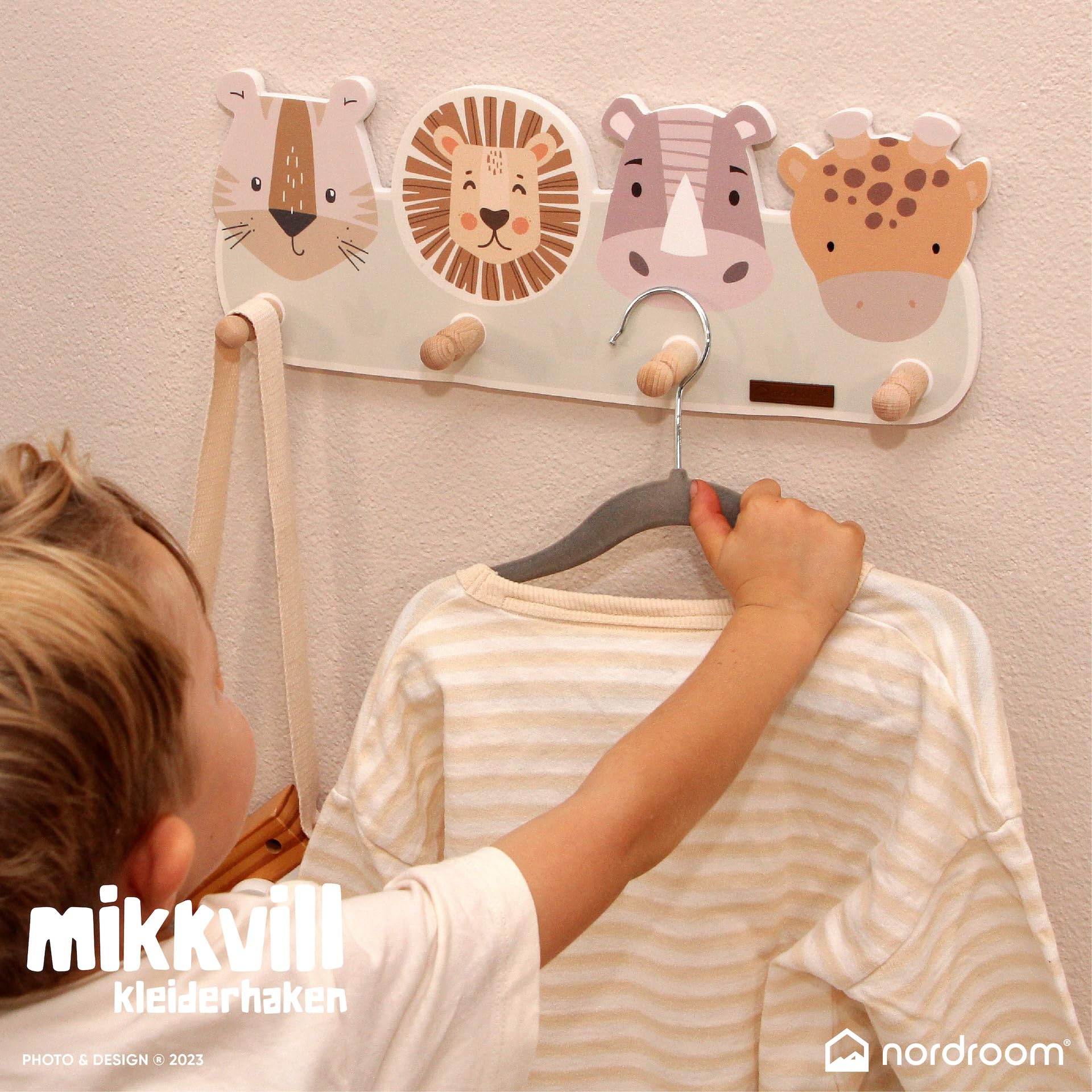 nordroom Children's Wardrobe with 4 Hooks Wall Coat Rack with Animal Motifs for Children's Rooms Wooden Coat Hooks Children's Wardrobe "mikkvill" for Drilling Coat Hooks Made of Beech Dimensions - Image 2