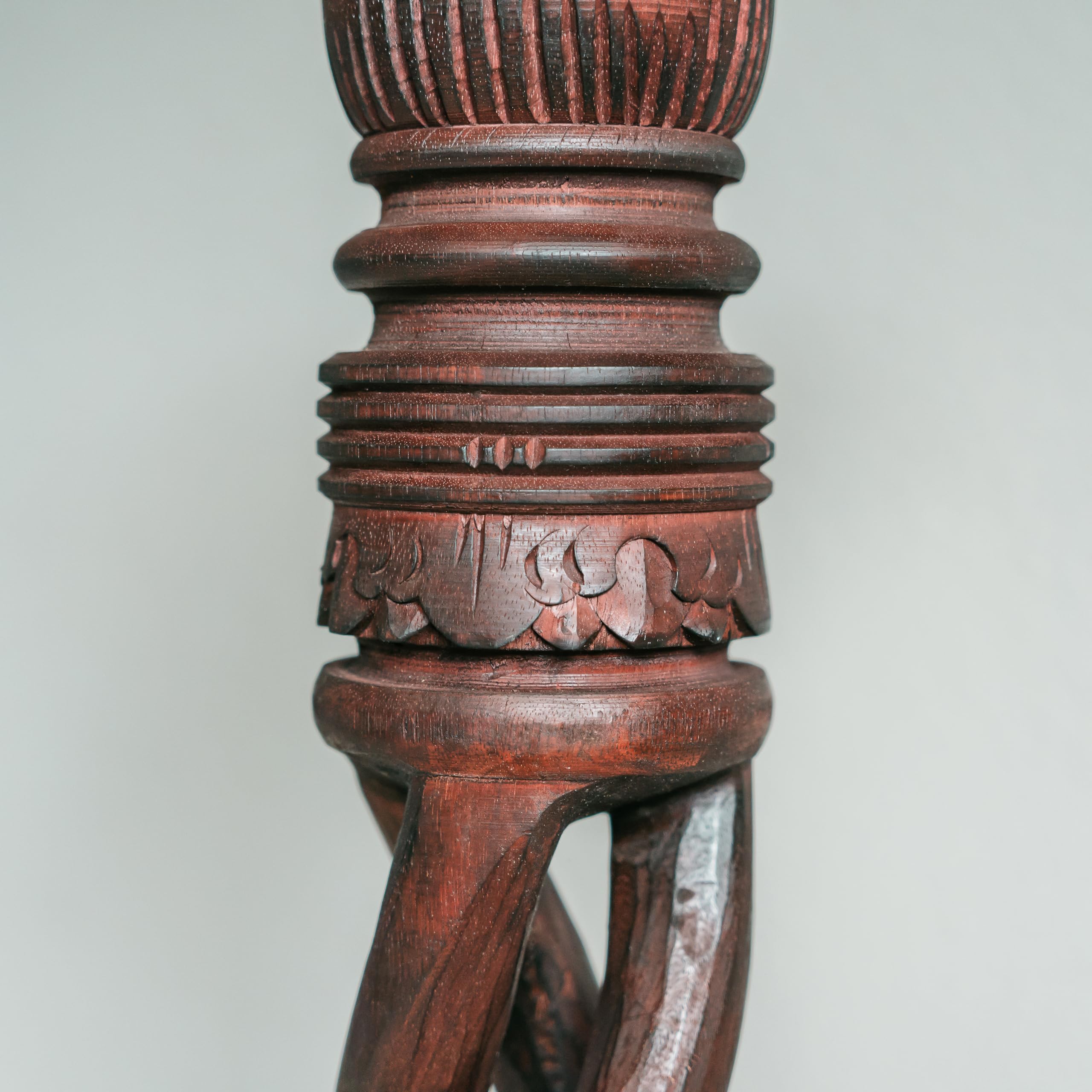 Livasia Colonne En Bois De Bali Avec Motif Antique, Fait Main
