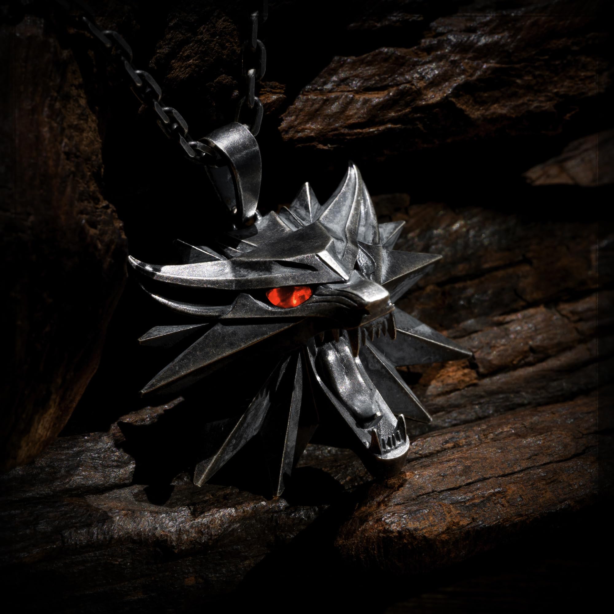 Starforged The Witcher 3: Wild Hunt The Witcher Wolf School Medallion Silver Pendant Game Merchandise Officially Authorized