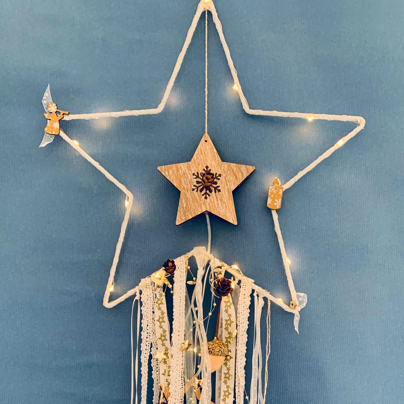 BESTOYARD Goldener Metallstern zum Aufhängen als Wanddekoration mit Pentagramm Form Sicher und Glasveredelt für Weihnachtsdeko und Eingangsbereiche