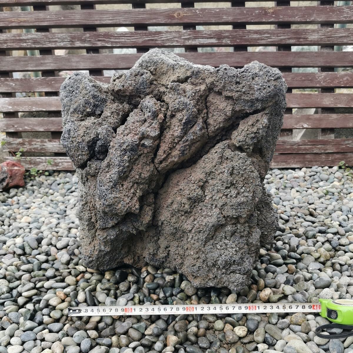 富士 溶岩石 81キロ 庭石 鑑賞石 石 庭 ガーデニング 置物 富士 溶岩石 81キロ 庭石 鑑賞石 石 庭 ガーデニング 置物