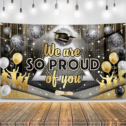 KatchOn, Cartel con texto en inglés "We are So Proud of You", extragrande, 72 x 44 pulgadas, pancarta de graduación de discoteca, decoraciones de