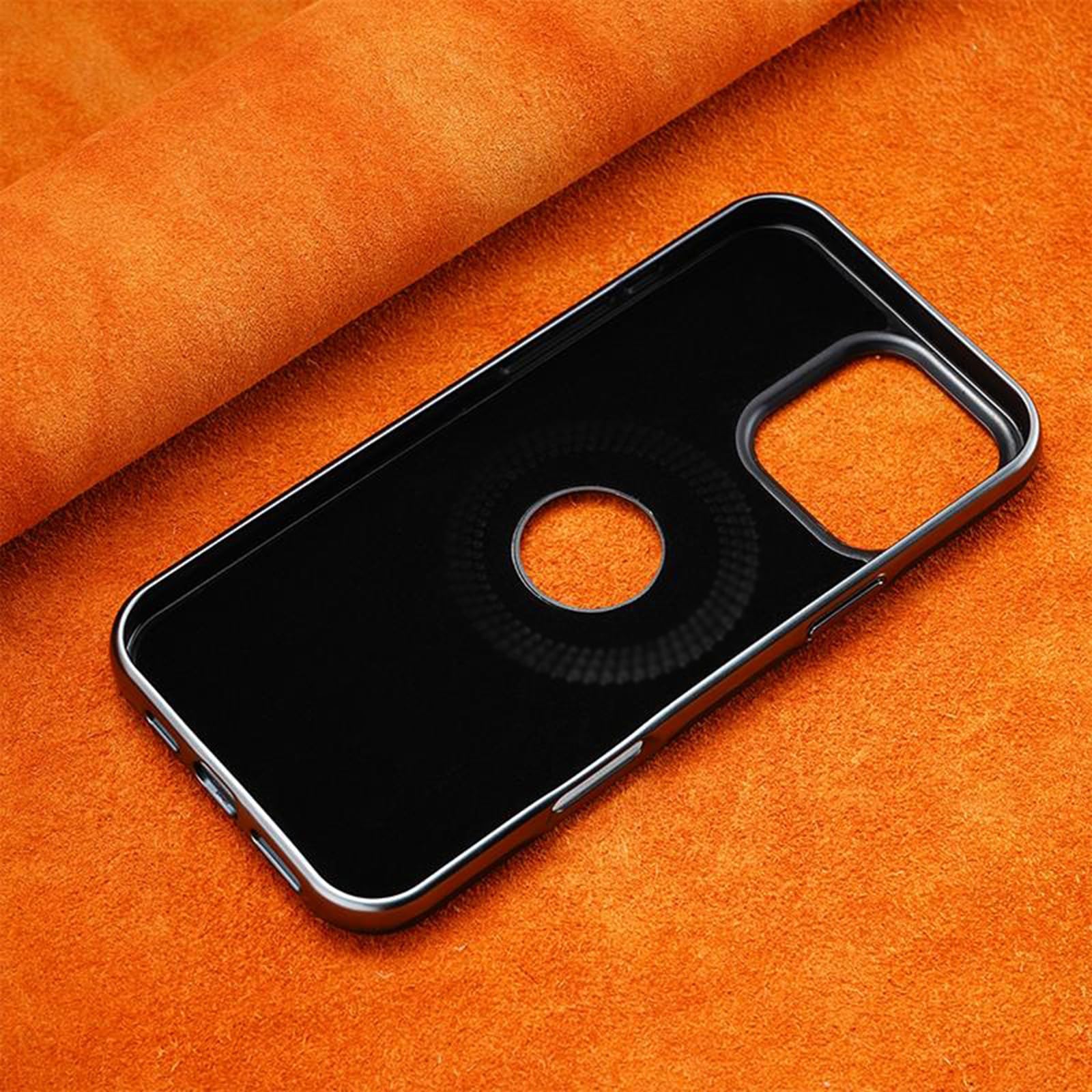 Skórzane etui do iPhone 16/16 Pro/16 Plus/16 Pro Max, magnetyczne, bezprzewodowe etui do ładowania, logo retro, odporne na upadek, etui biznesowe, 16, fioletowe