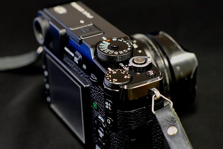 FUJIFILM ミラーレス一眼レフカメラ X-Pro1 ボディ