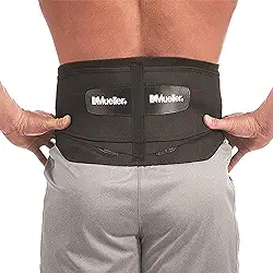MUELLER Suporte lombar para as costas de medicina esportiva com almofada removível, ideal para dor nas costas superior e inferior, alívio e suporte para homens e mulheres, distensões, ciática