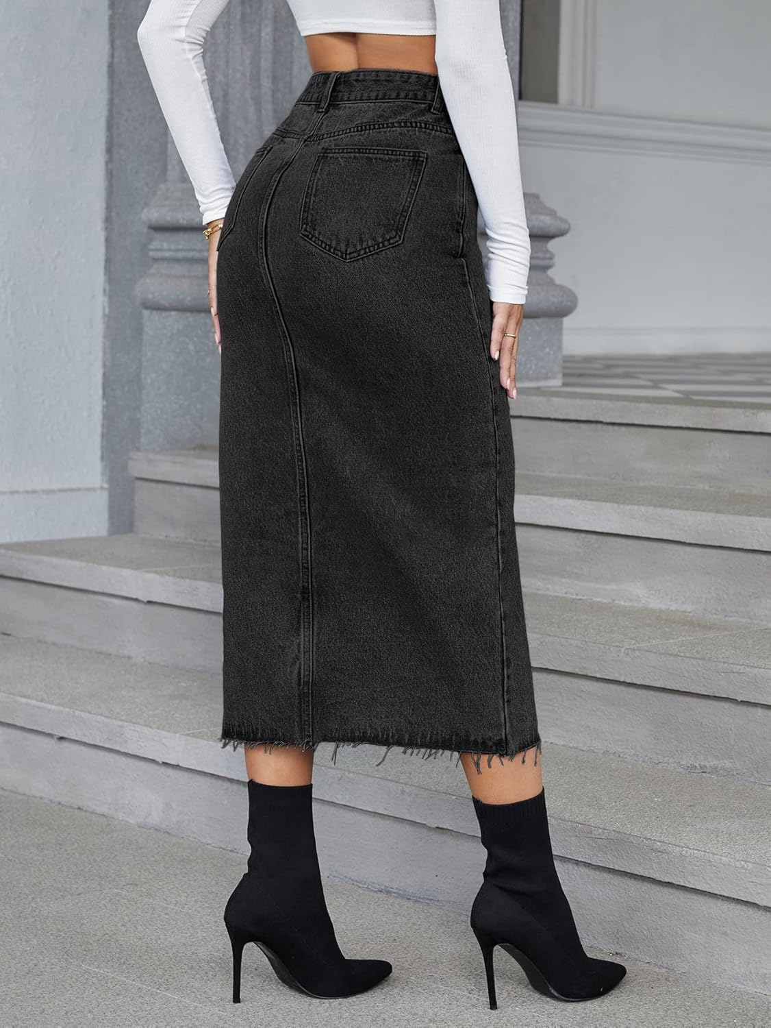 SweatyRocks Women's Casual High Waist Denim Skirt Split Hem Raw Trim Midi Jean Skirts - Image 2