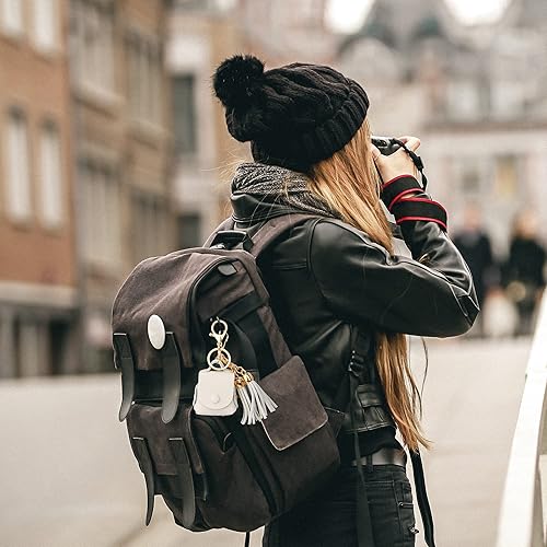 Miniatura 7 de MODOS LOGICOS Funda de carga para Apple Air Pods, funda de cuero genuino con un par de borlas caídas para Apple AirPods 12 Funda de carga - Beige