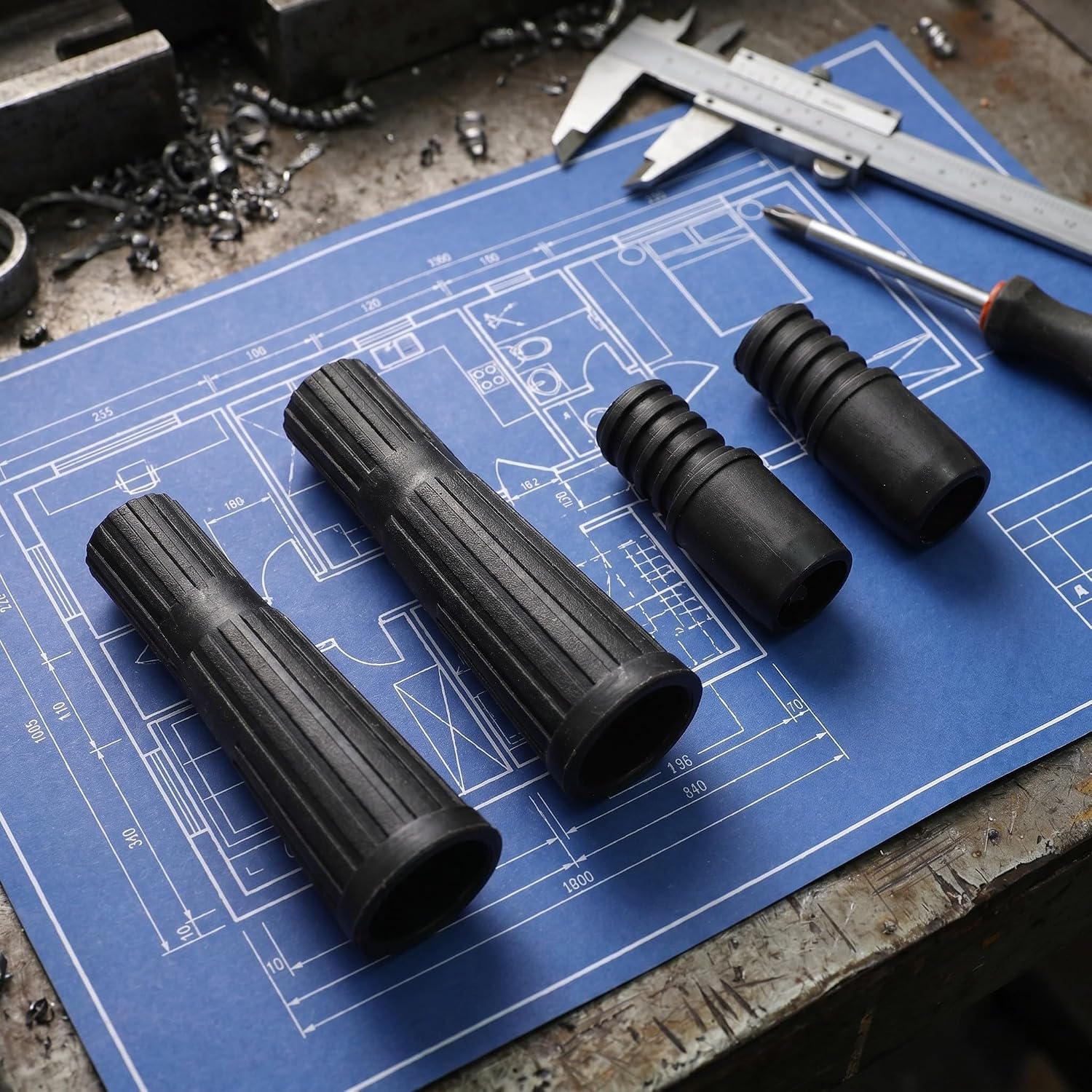 2 Sets Paint Pole Thread Adapter Kit for Ceiling Roller Extension | Set, Black Plastic Build, Threaded Handle Tip, Portable Lightweight Design, Secure Fit for Painting Projects