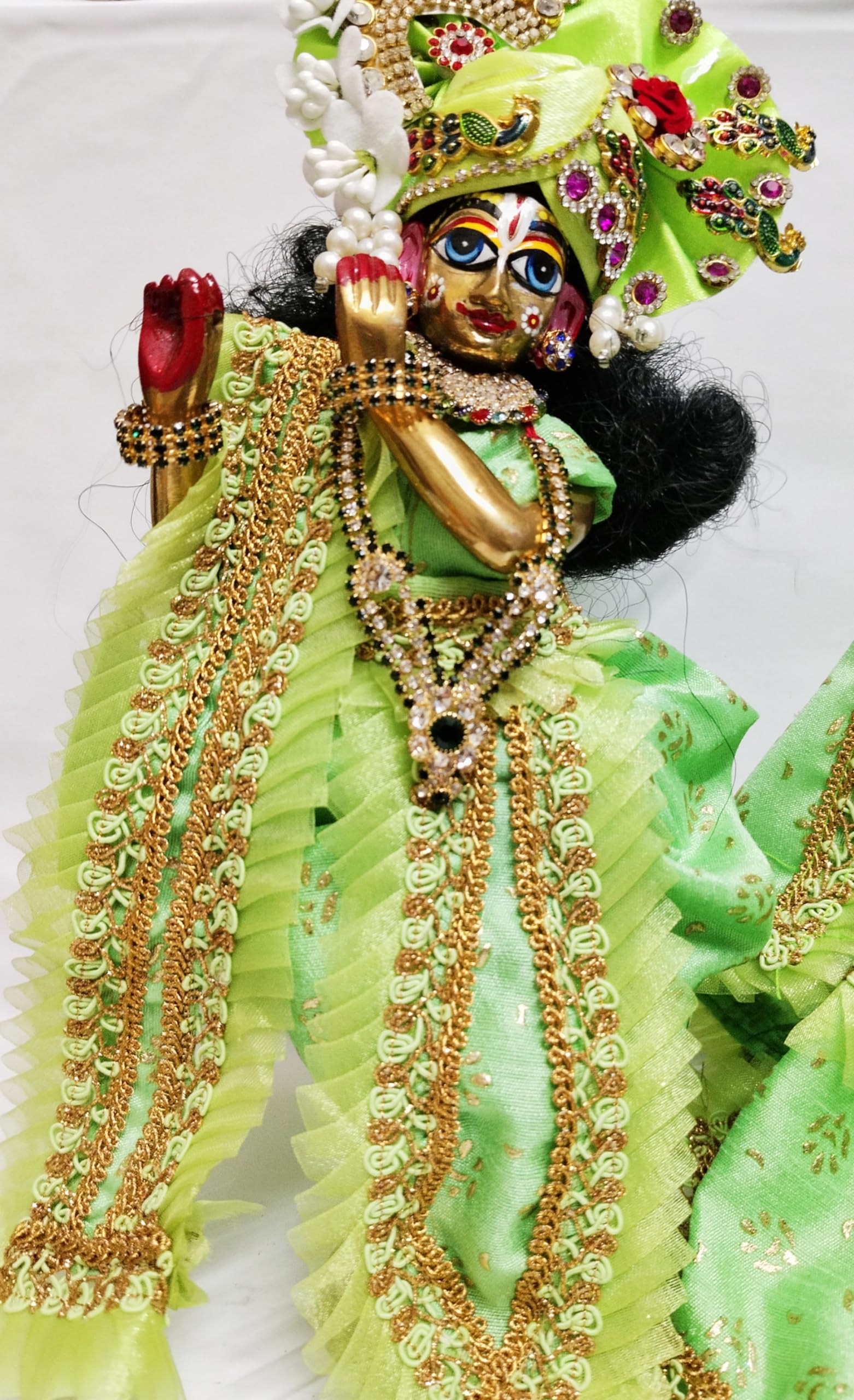 Radha Krishna Handmade Hariyali Teej Special Green Dress Suitable for 8-9  inches Idols : Amazon.in: Home & Kitchen