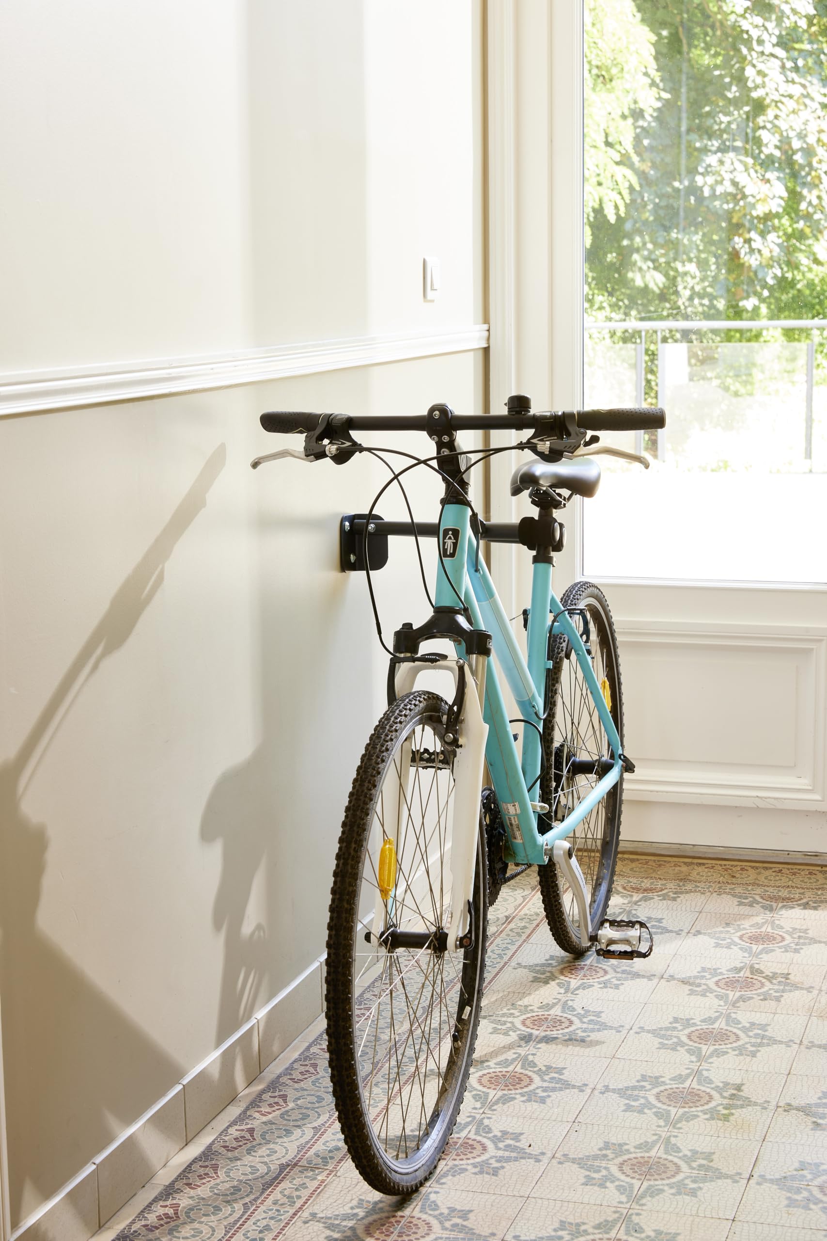 Mottez M056Q Fahrrad- oder Scooter-Wandhalterung