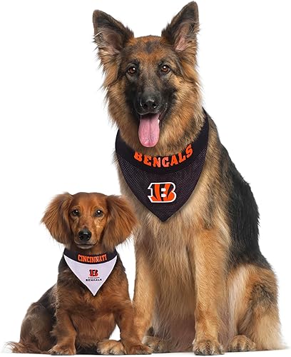 Vista 12 de Bandana reversible de la NFL para perros y gatos. Bufanda, bandana del equipo de malla y bordado superior. Cumpleaños de perros, juegos de fútbol