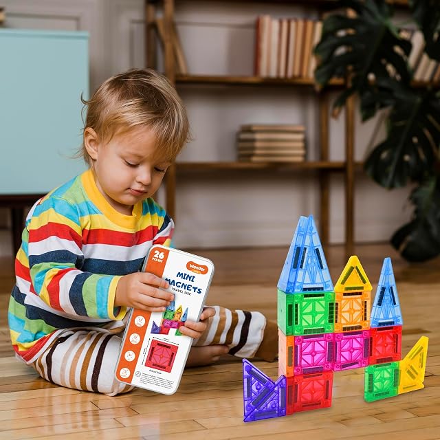 Wonder Toys 26 piezas Mini Travel Set Classic Magnetic Construction Set para niños a partir de 3 años