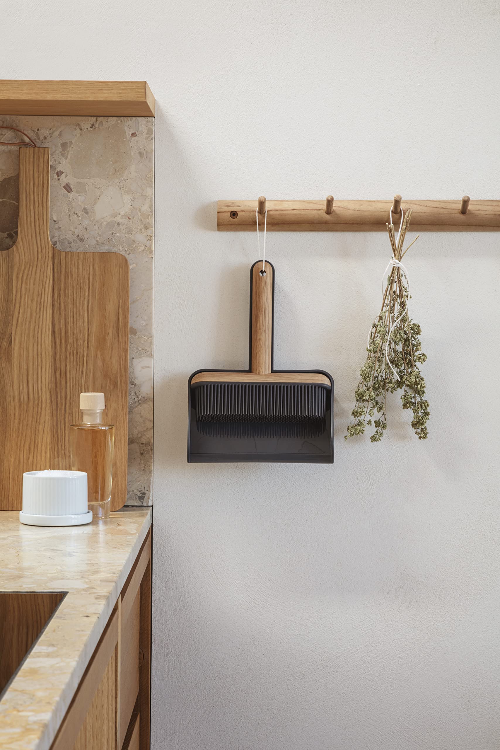 EVA Solo - Broom & Tray Set (530671
