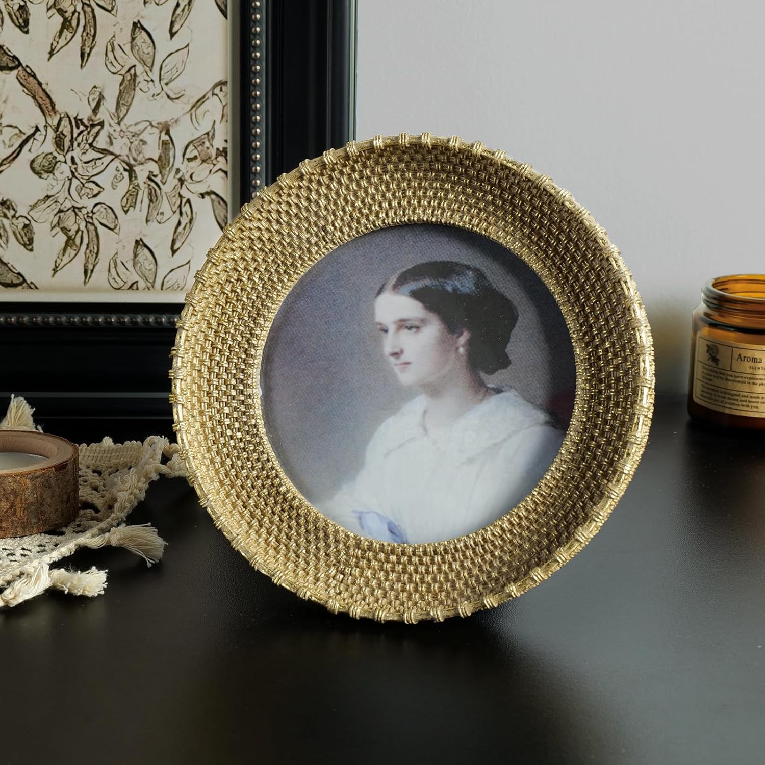 cuspin vintage gold 5x5 picture frame, gold metal rattan textured hand-crafted photo frame with glass front antique picture frame for tabletop display & wall display, retro design home decor gold round 5x5 inches