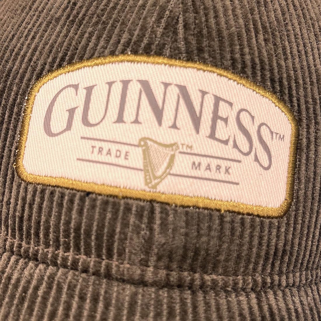 Berretto da baseball in velluto a coste marrone con marchio Guinness