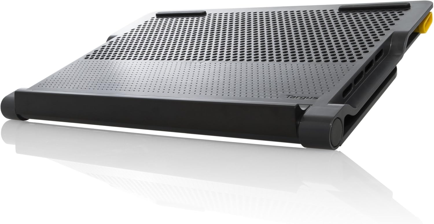 Targus AWE81US 4-Port USB Hub & Laptop Chill Mat, Gray