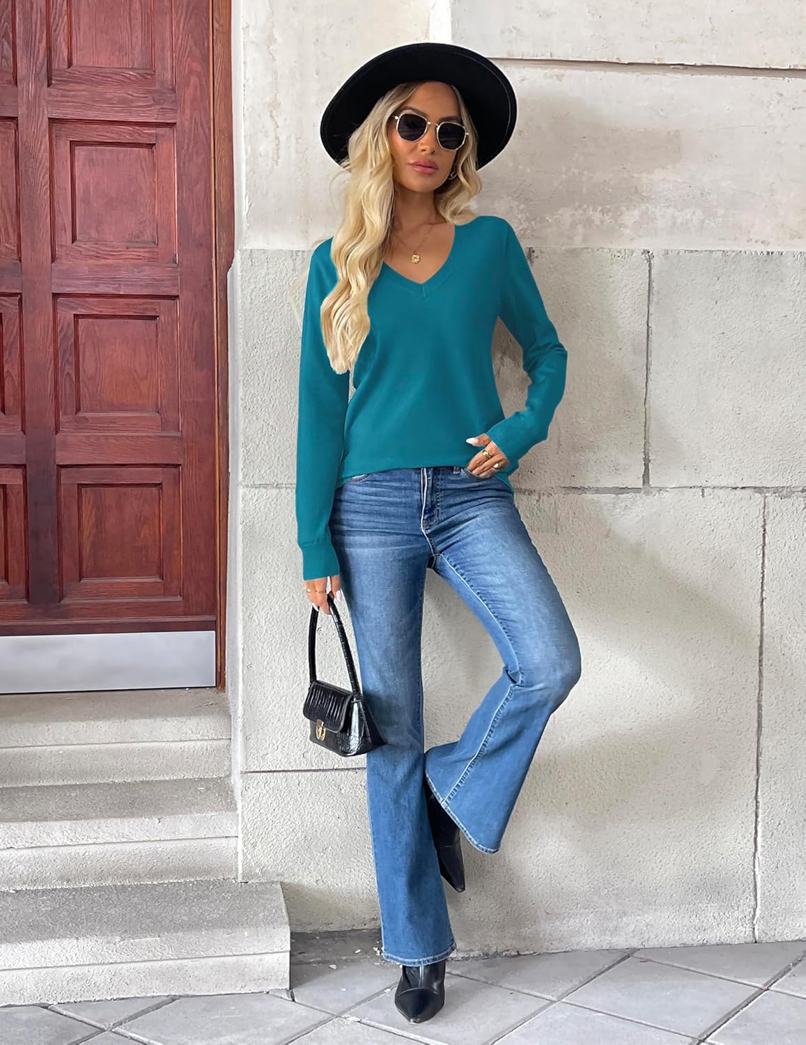 Zeagoo Women's 2026 Fall V Neck Sweater Trendy Long Sleeve Casual Lightweight Ribbed Knit Pullover Tops - Image 4