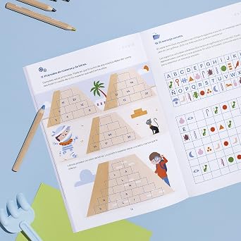 Entretenidamente 8-9 años | RUBIO | Pasatiempos para divertirse y estimular las neuronas (8–9 años)