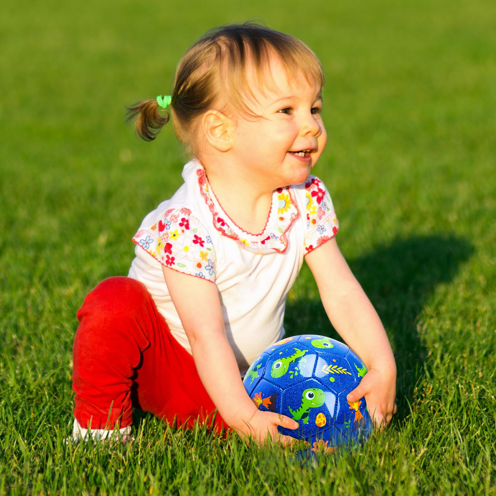 Balón de fútbol de tamaño 2 para niños pequeños, pelota de dibujos animados de dinosaurio azul para niños y niñas de 2, 3, 4, 5, 6 años, juego deportivo para interiores y exteriores con 8