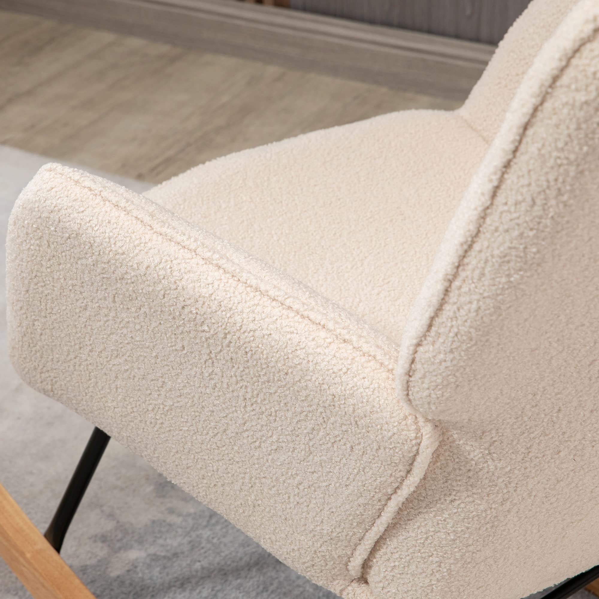 HOMCOM Sedia a Dondolo da Interno Imbottita, Poltrona a Dondolo Relax in Pile Berbero con Braccioli, Struttura in Acciaio e Gambe in Legno di Faggio per Soggiorno e Camera da Letto, Beige